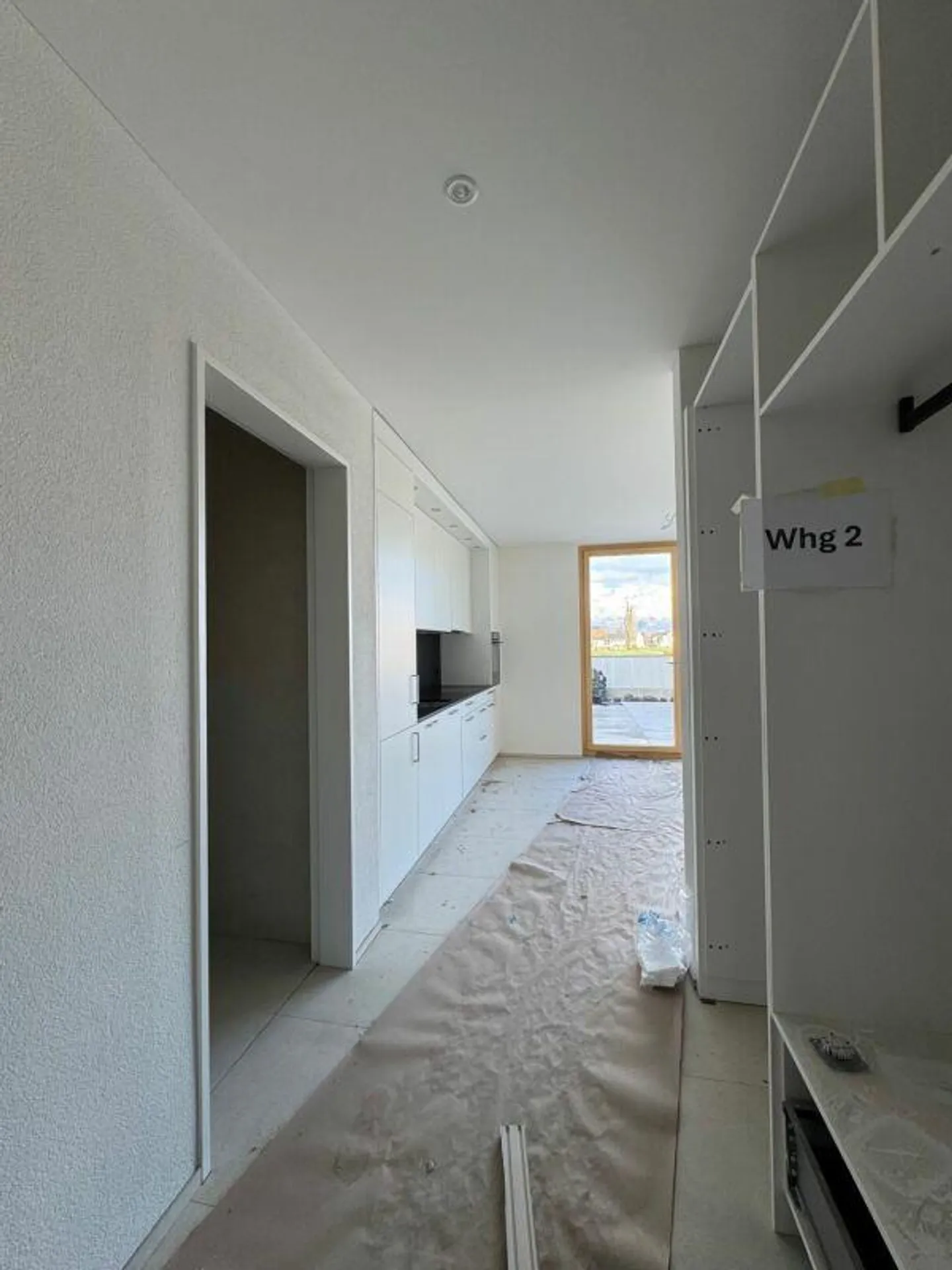 First Rental - 1-Room Studio with Generous Terrace - Photo 4 of 7