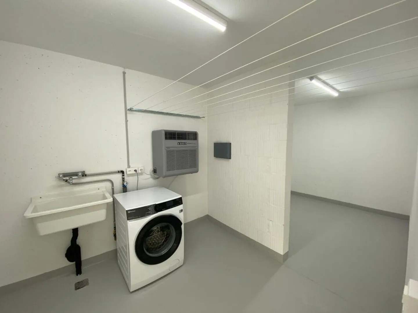 Modern terrace apartment with green space in the development "Neualtwil" - Looking for a new tenant - Photo 8 of 13