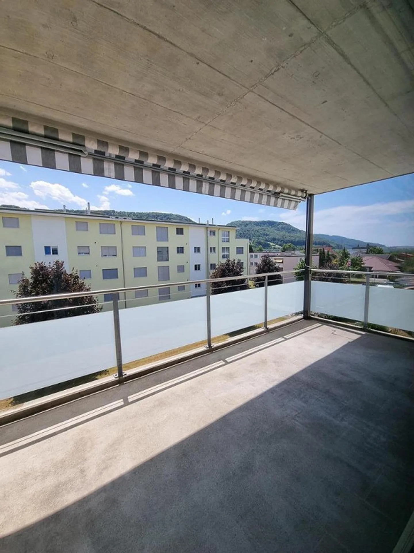 Luminoso & Accogliente - Appartamento di 4.5 stanze in una posizione tranquilla - Foto 6 di 11