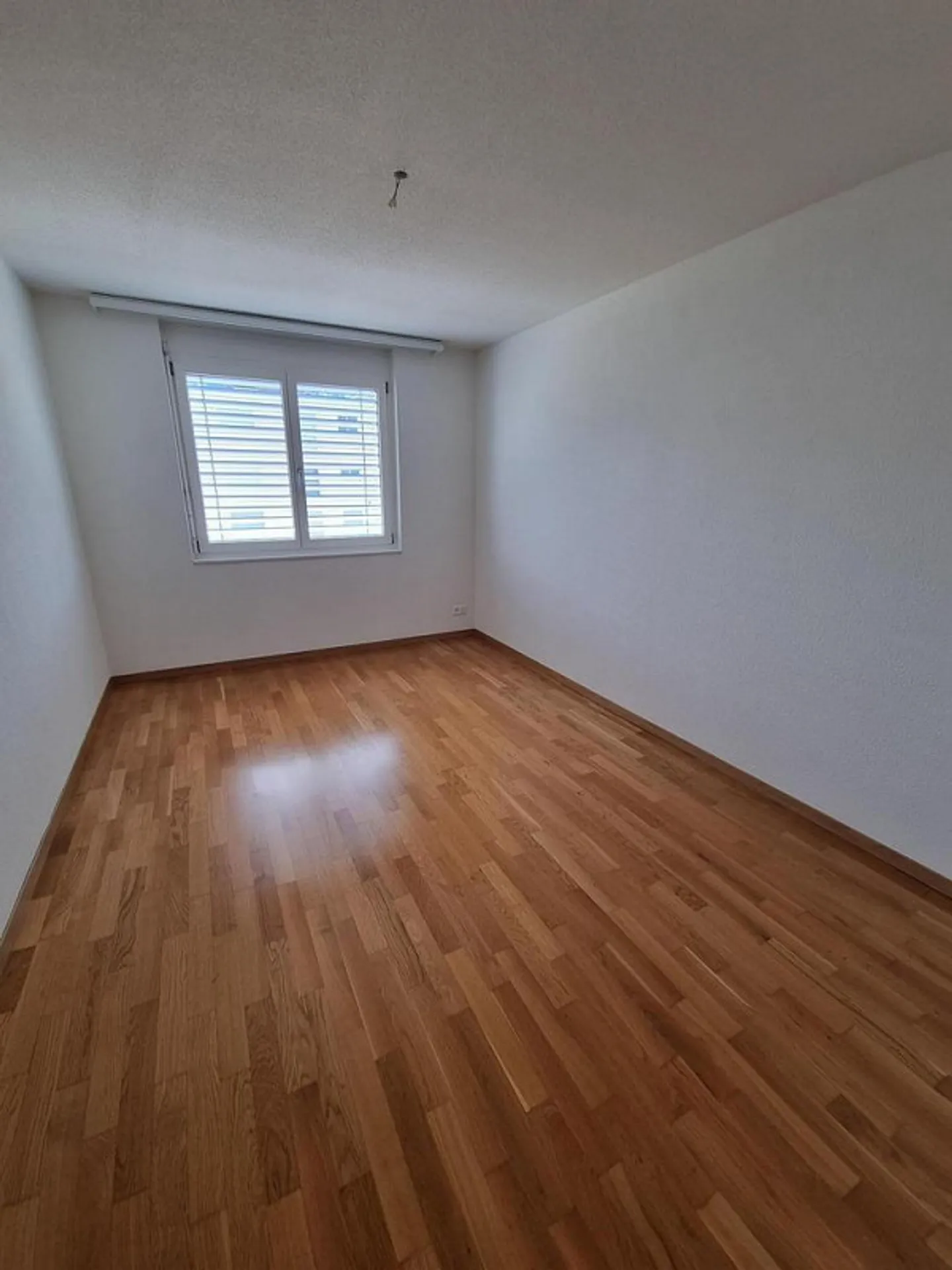 Luminoso & Accogliente - Appartamento di 4.5 stanze in una posizione tranquilla - Foto 8 di 11
