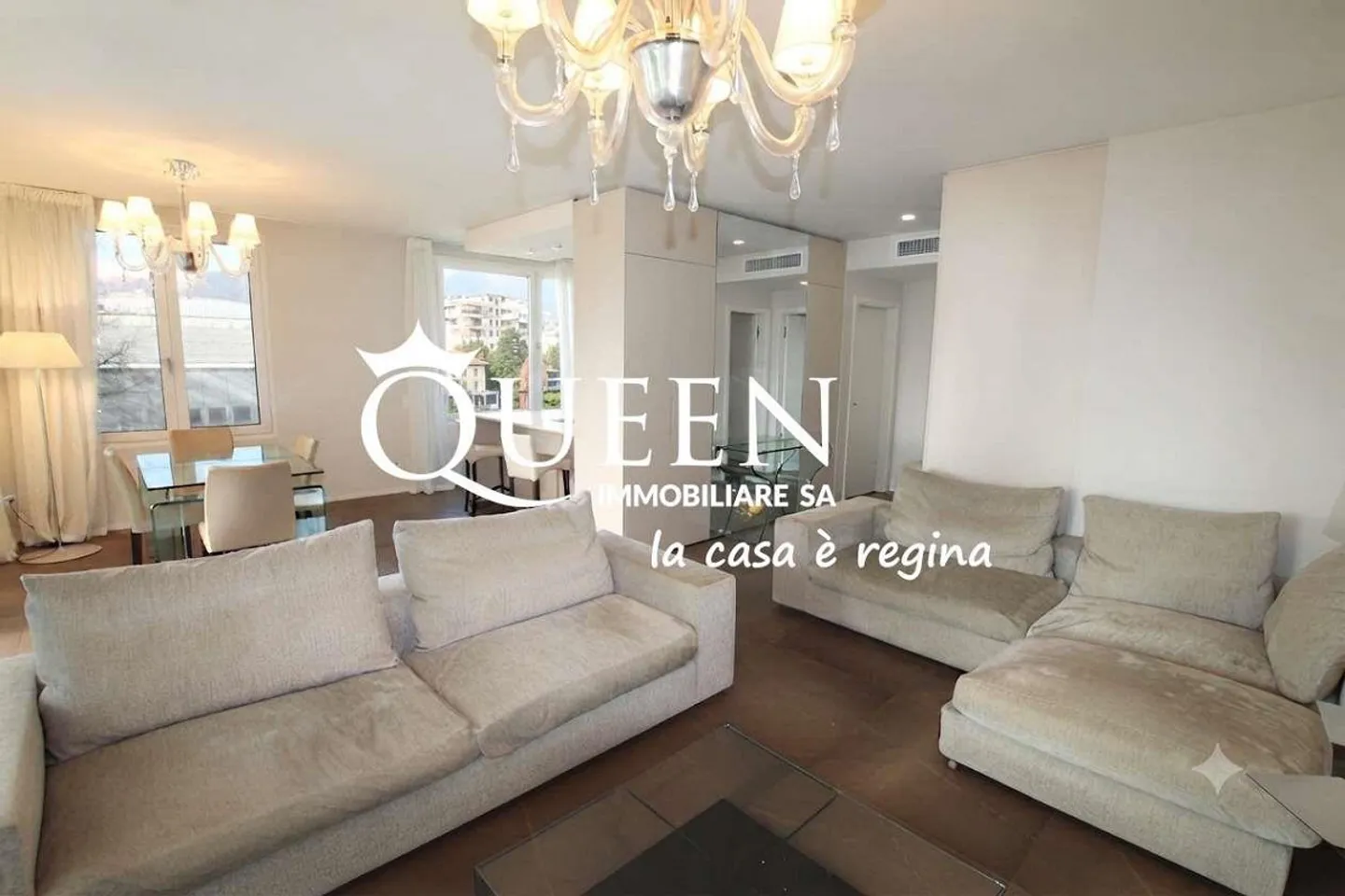 Lugano-Cassarate: lussuoso appartamento 4.5 locali, 150 m², loggia, vista lago - Foto 2 di 13