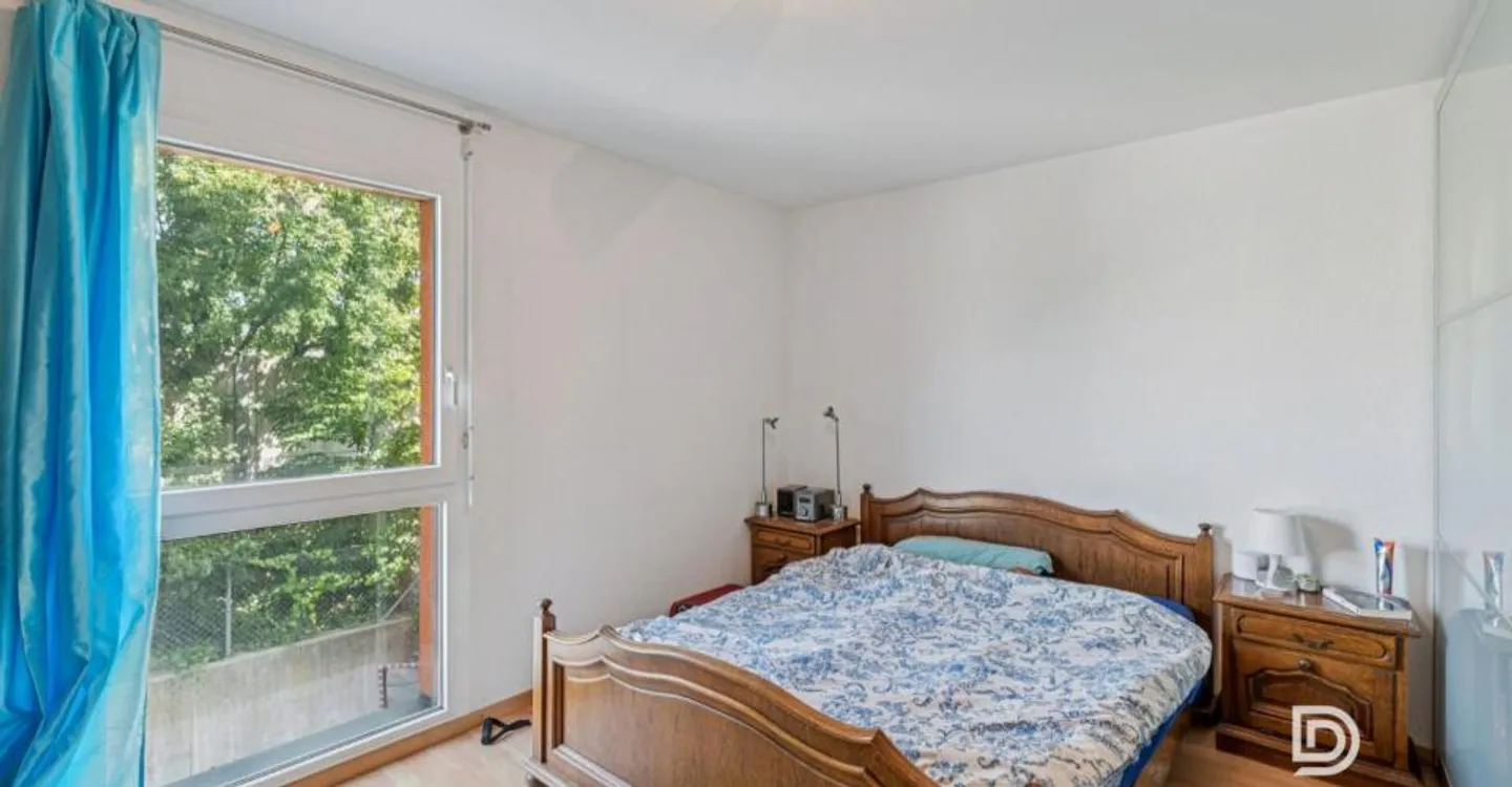 Charming apartment, close to all amenities - Photo 6 of 10