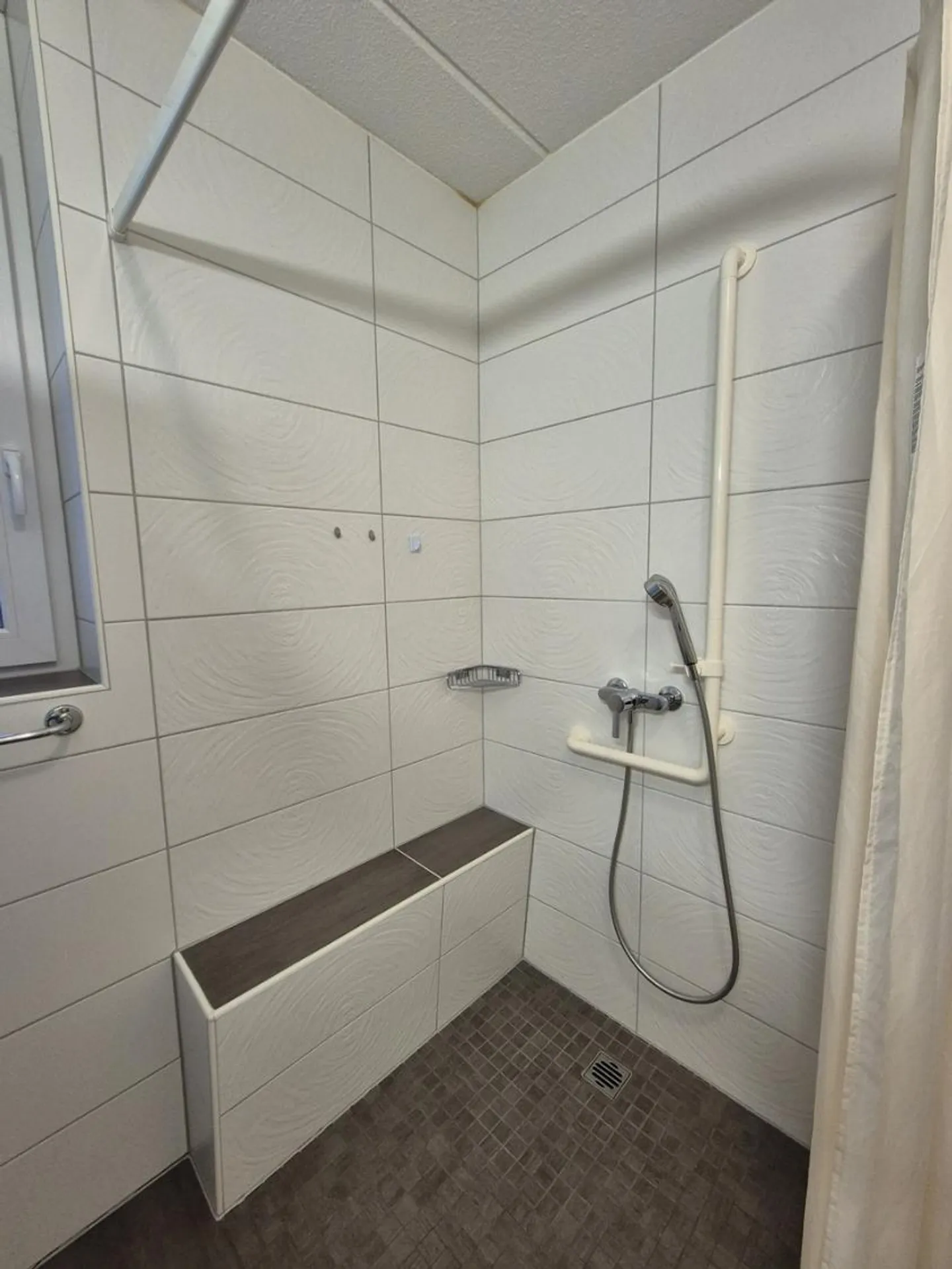 Appartamento 2,5 locali di 65m2 al piano terra - Foto 4 di 11