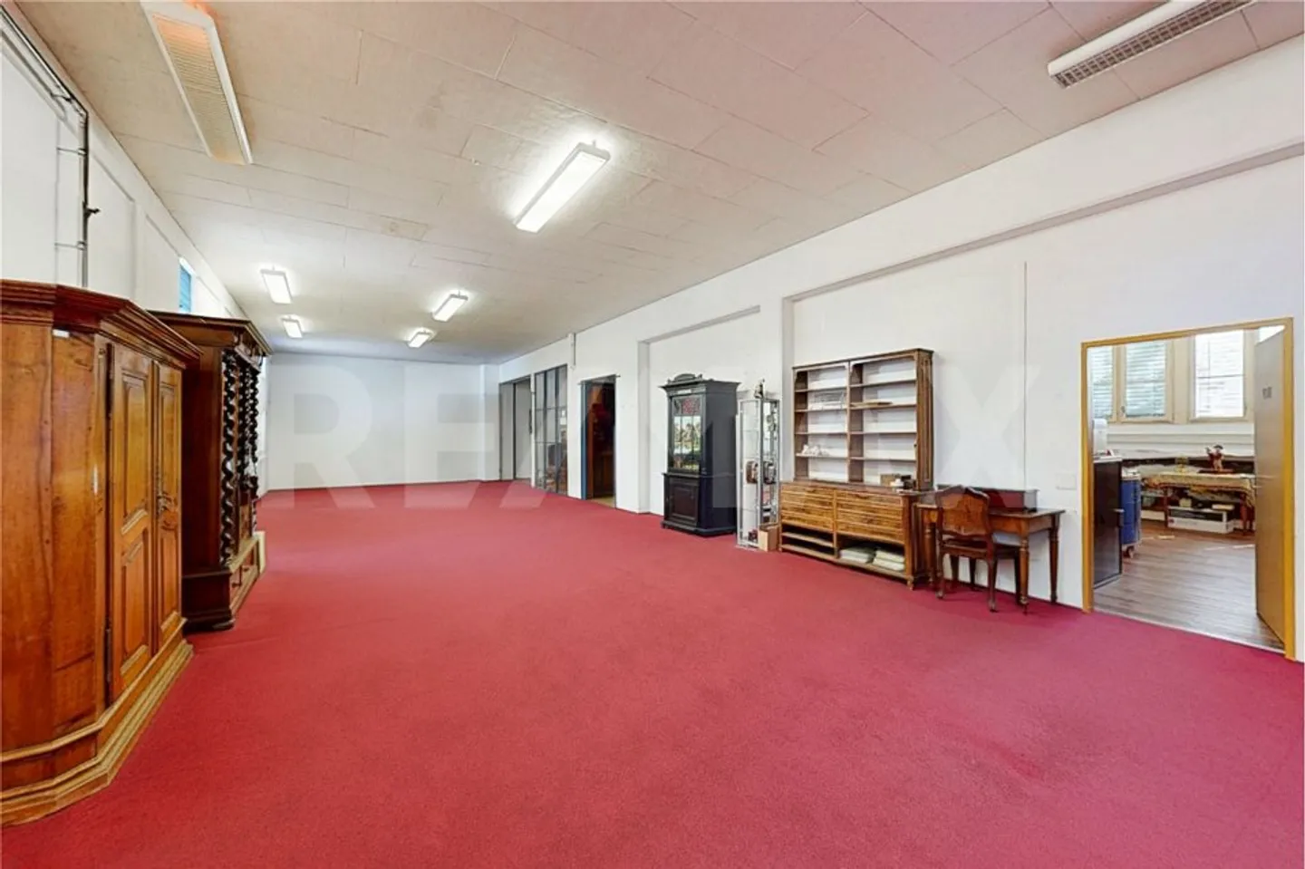 Progetto di ristrutturazione MFH 3 - 4 appartamenti al piano terra o studio, ufficio, commerciale; al piano superiore: TOP appartamento mansardato 3.5 stanze - Foto 4 di 13