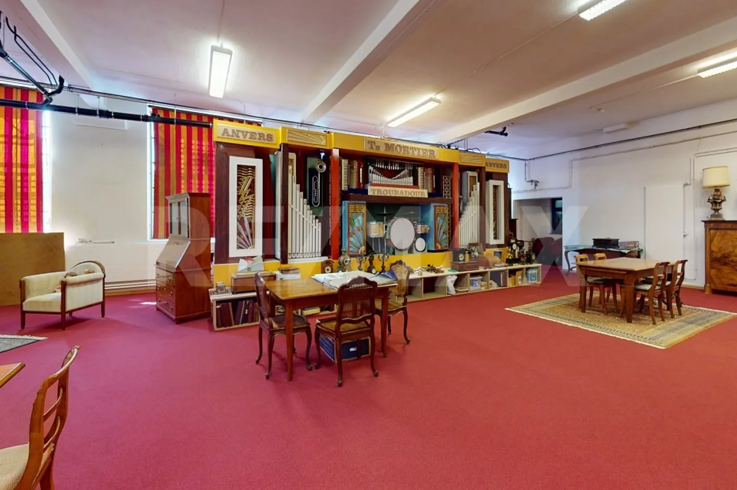 Progetto di ristrutturazione MFH 3 - 4 appartamenti al piano terra o studio, ufficio, commerciale; al piano superiore: TOP appartamento mansardato 3.5 stanze - Foto 5 di 13