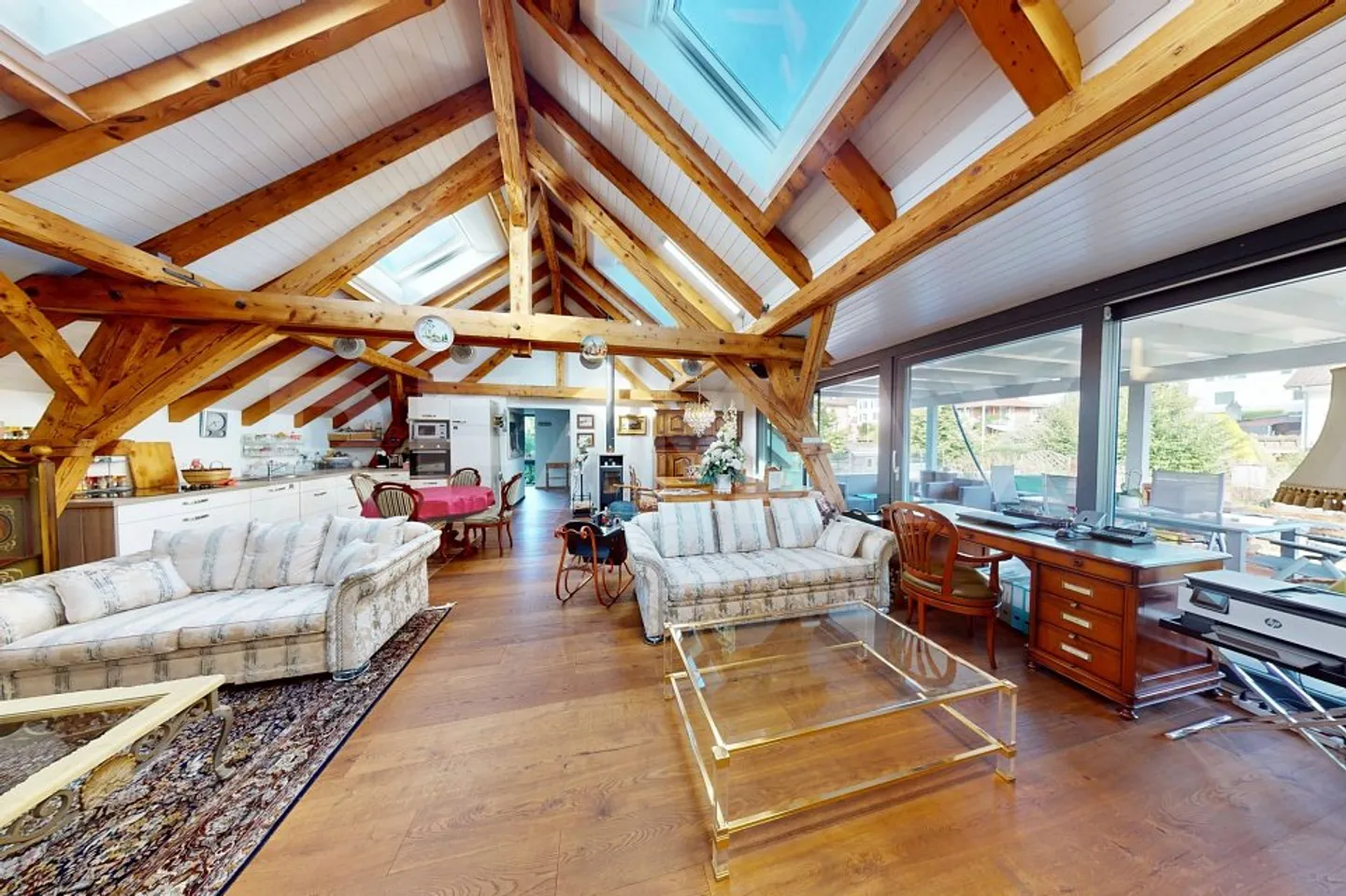 Progetto di ristrutturazione MFH 3 - 4 appartamenti al piano terra o studio, ufficio, commerciale; al piano superiore: TOP appartamento mansardato 3.5 stanze - Foto 2 di 13