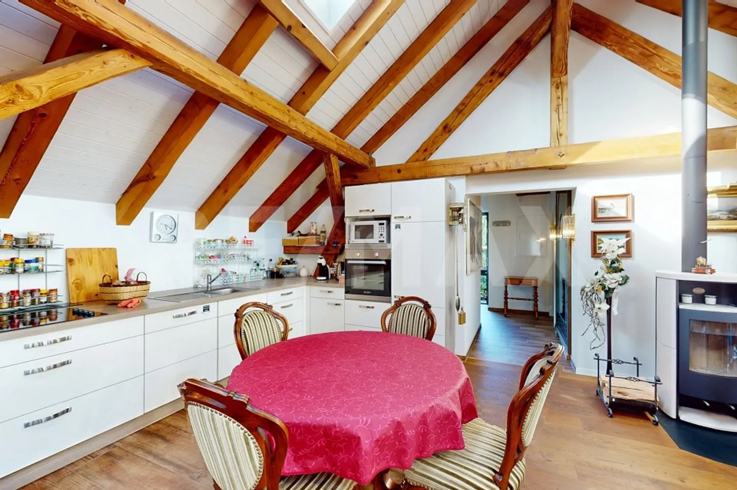 Progetto di ristrutturazione MFH 3 - 4 appartamenti al piano terra o studio, ufficio, commerciale; al piano superiore: TOP appartamento mansardato 3.5 stanze - Foto 7 di 13