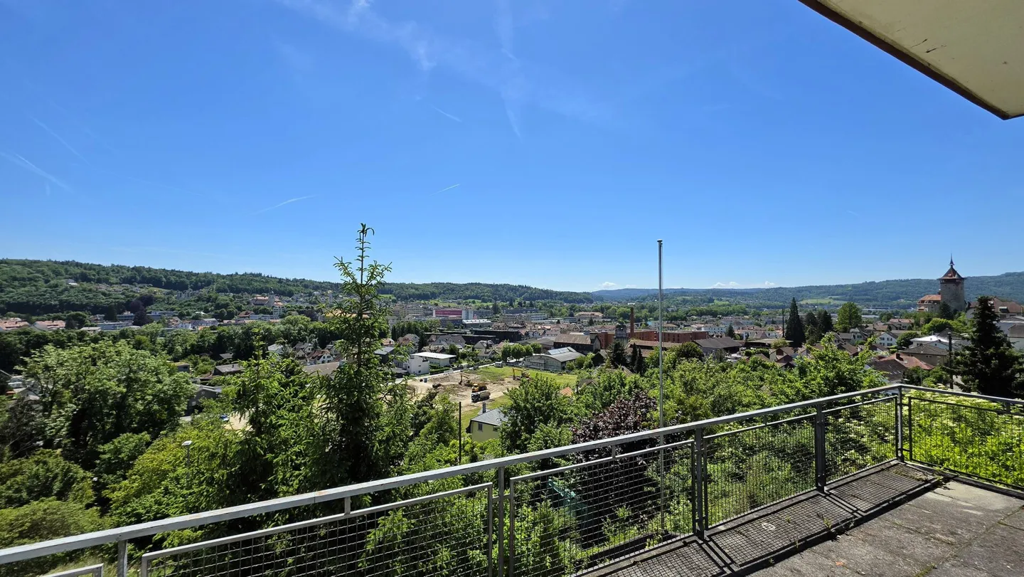 5.5 room single-family house with generous plot, corresponding design space and wonderful view - Photo 7 of 8