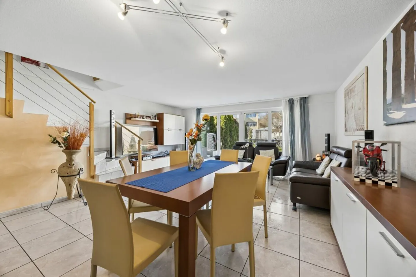 Semi-Detached House in Neuenhof - Family-Friendly, Practical and Central - Photo 4 of 21