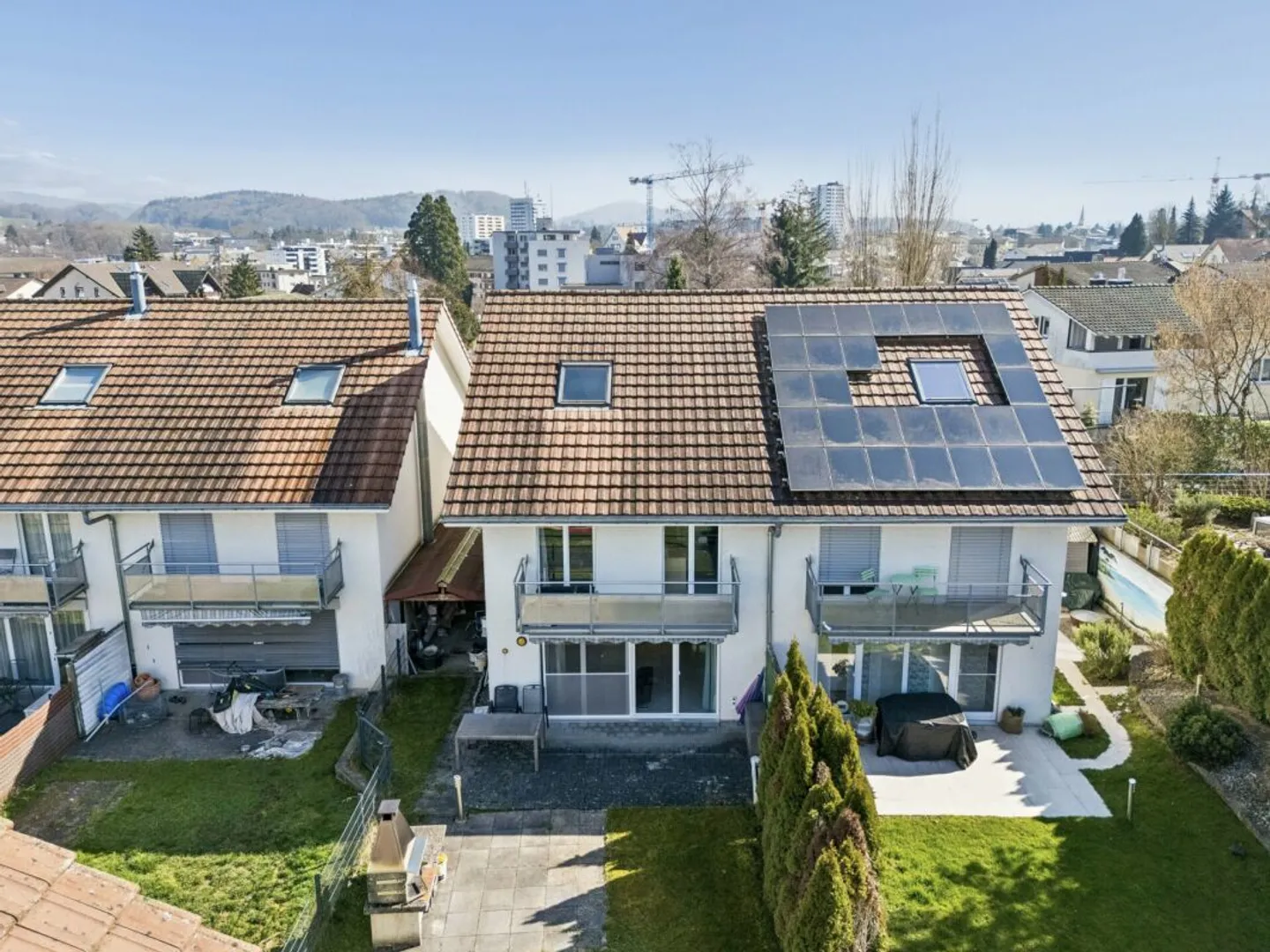 Semi-Detached House in Neuenhof - Family-Friendly, Practical and Central - Photo 2 of 21