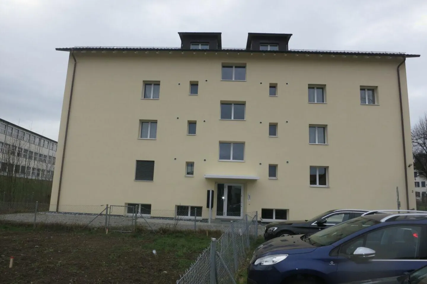 Cozy 2-room attic apartment with modern expansion - in the idyllic Balterswil - Photo 3 of 4