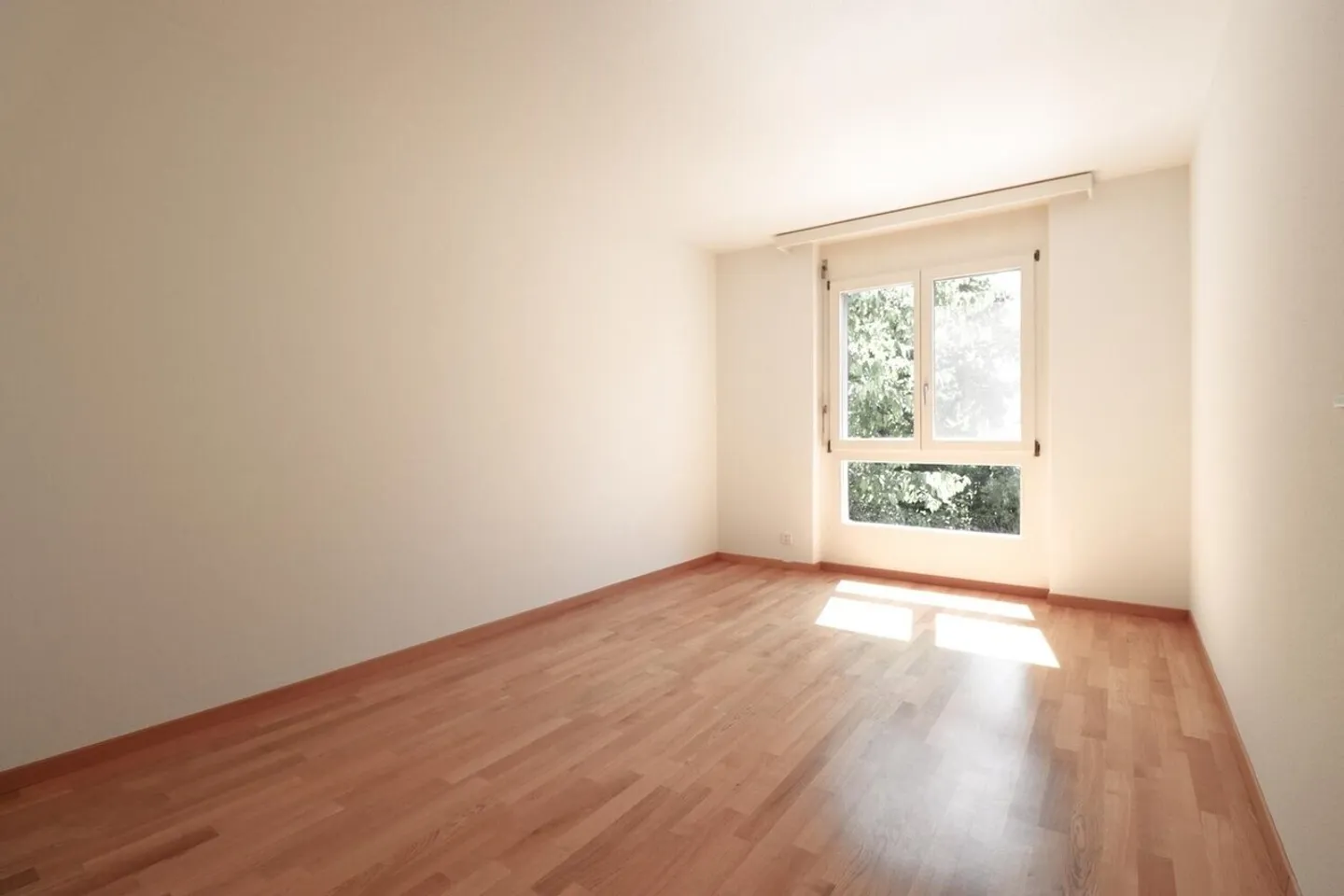Appartamento attraente di 4,5 stanze nel verde quartiere Engelhard - Foto 8 di 13
