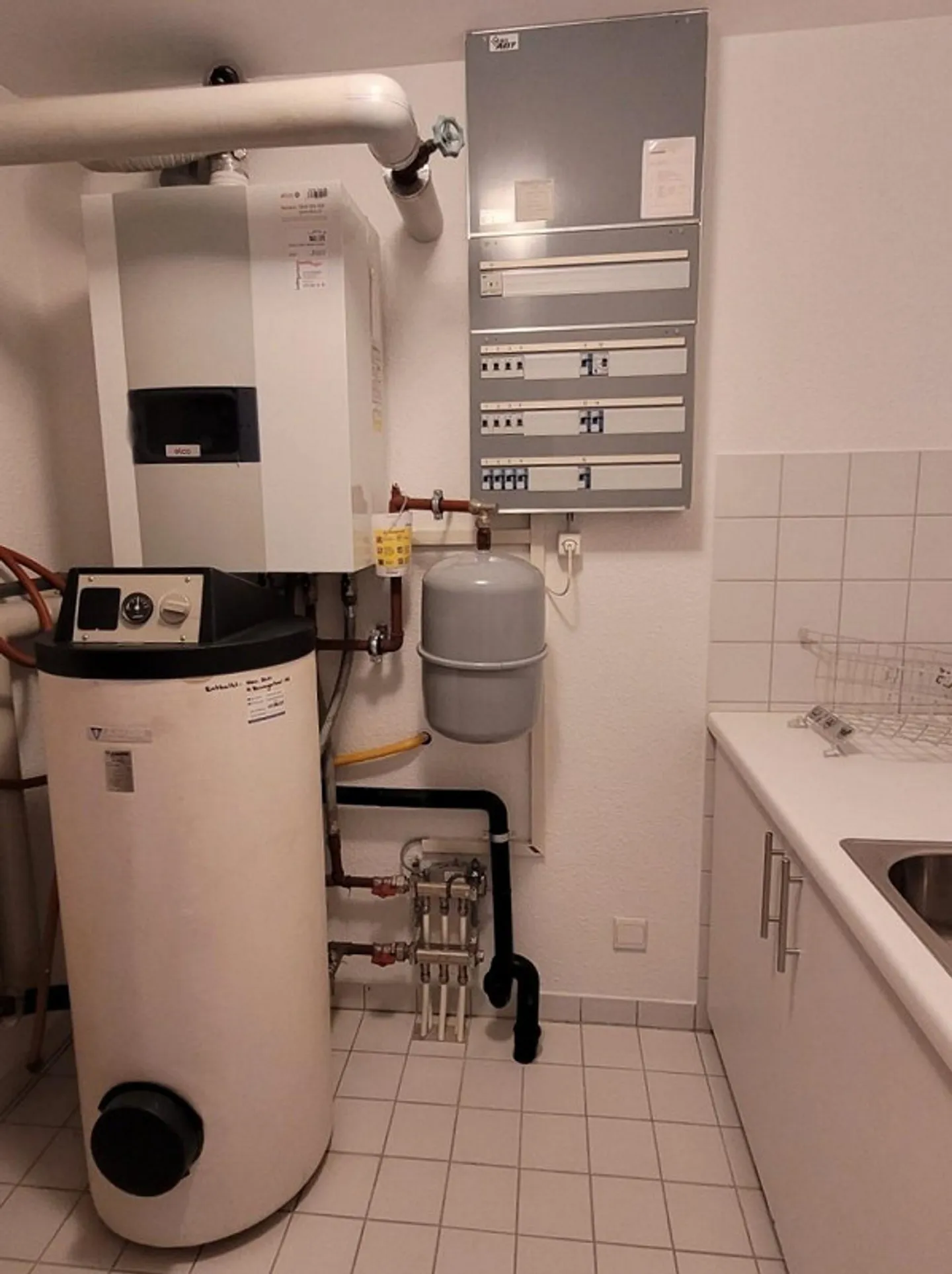 Grosszügige und helle Wohnung an ruhiger Lage - Foto 10 von 20