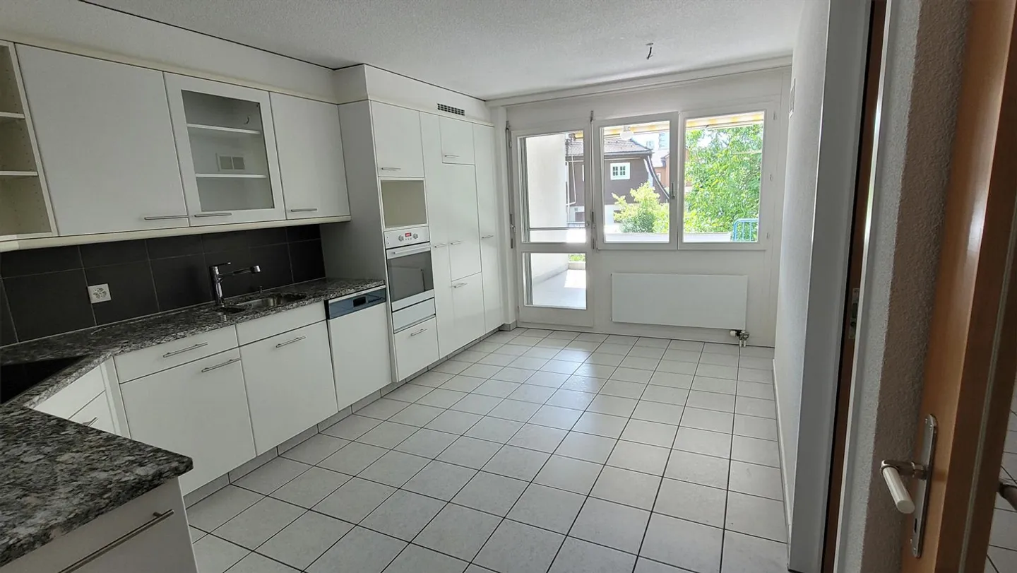 Grosszügige und helle Wohnung an ruhiger Lage - Foto 7 von 20