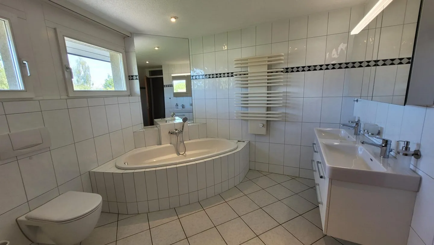 Grosszügige und helle Wohnung an ruhiger Lage - Foto 17 von 20