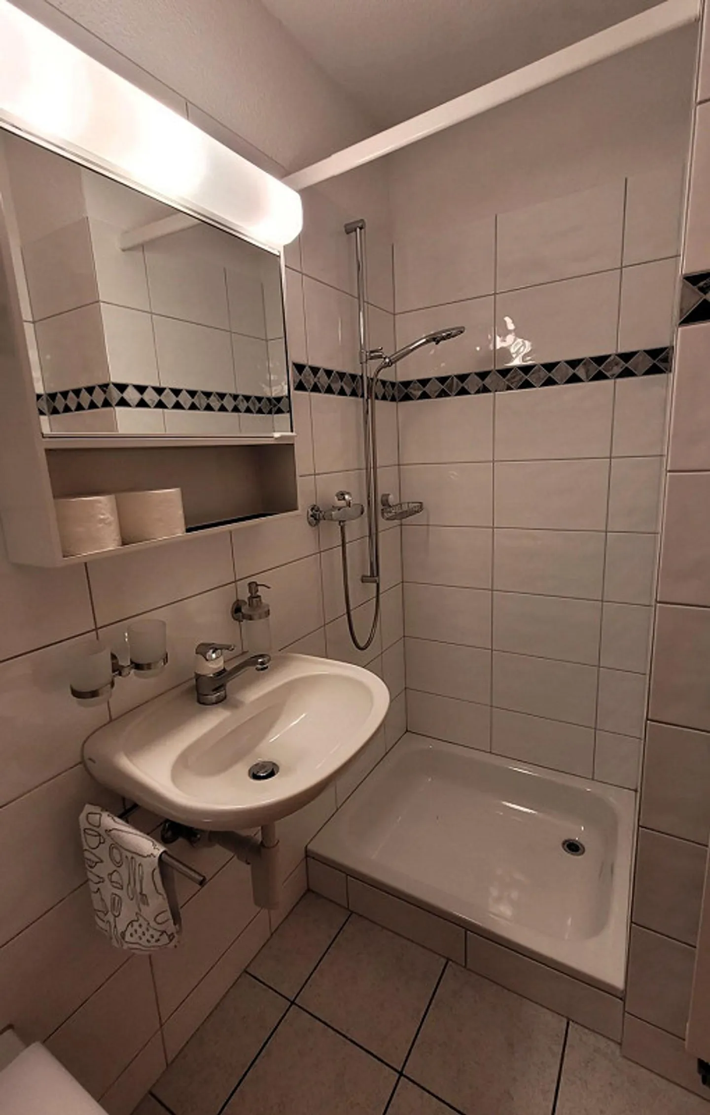 Grosszügige und helle Wohnung an ruhiger Lage - Foto 20 von 20