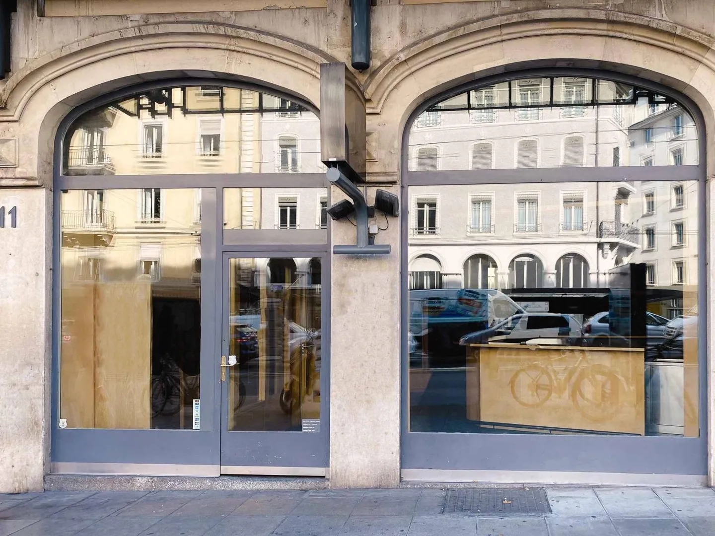 Arcade - Foto 1 von 10