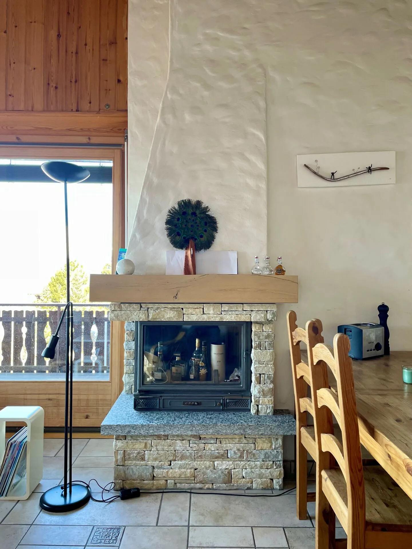 Stunning Duplex Apartment with Views - Photo 7 of 24