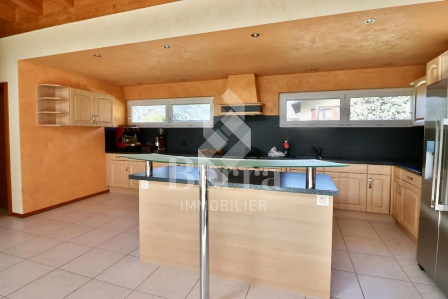 Equestrian-Anwesen mit eigenem Haus in der Rhône-Ebene - Foto 4 von 13