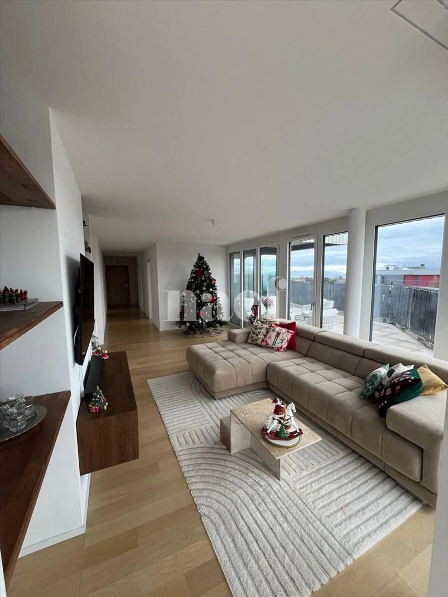 Appartamento 5.5 stanze - Foto 2 di 7