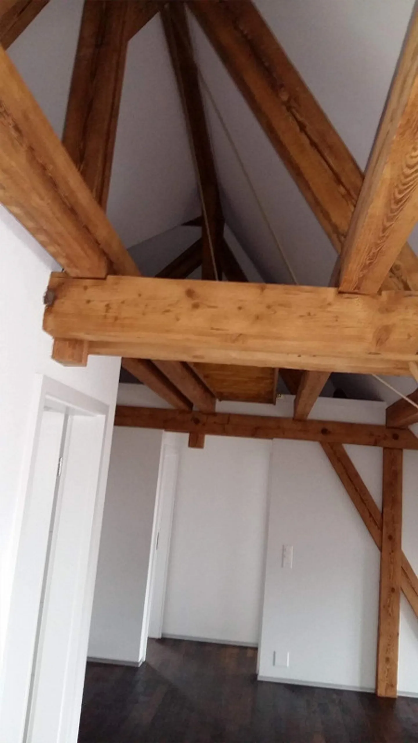Appartamento mansardato di 3,5 stanze con charme - Foto 2 di 7