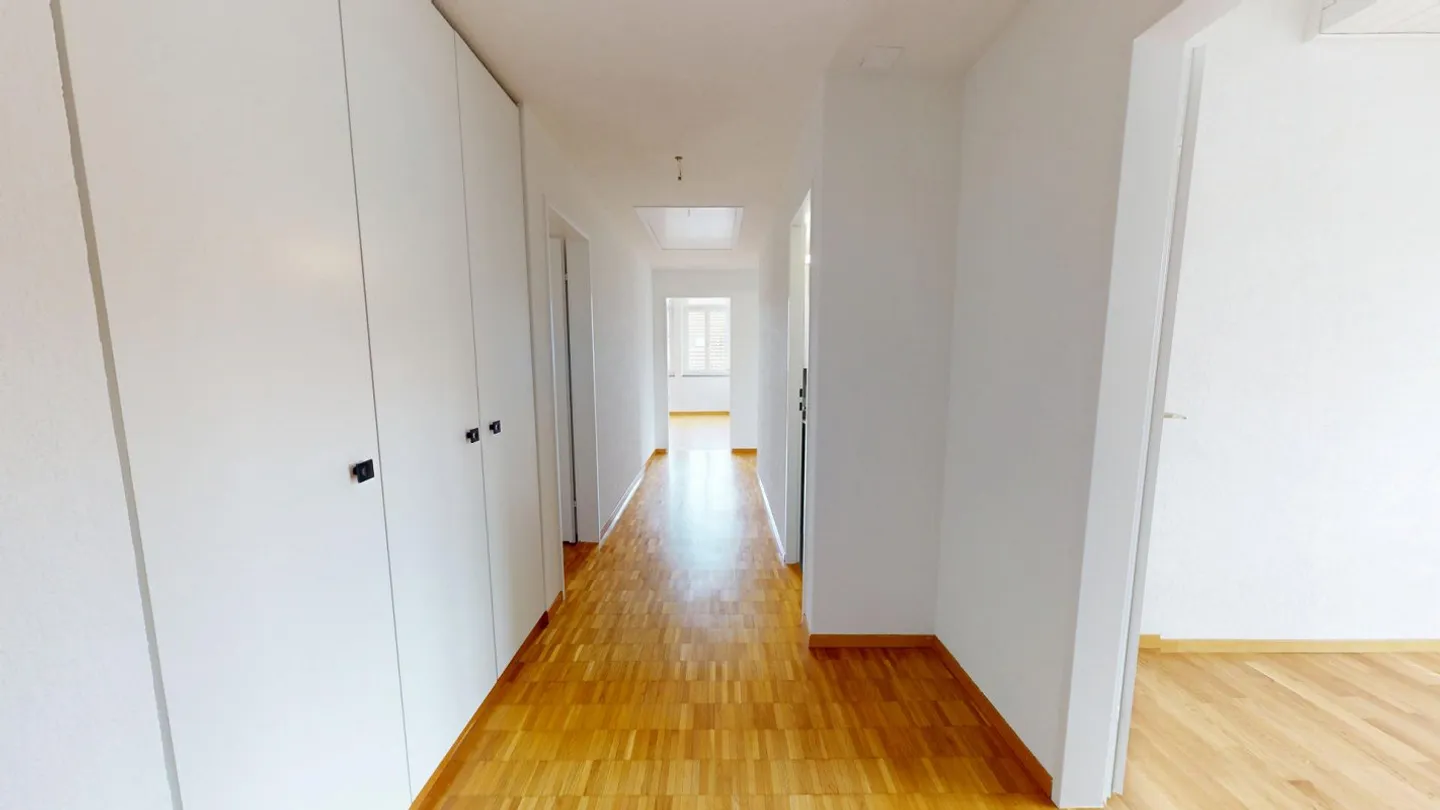 Vivre dans le vert, à 5 minutes de la ville - Appartement partiellement rénové - Photo 11 sur 13