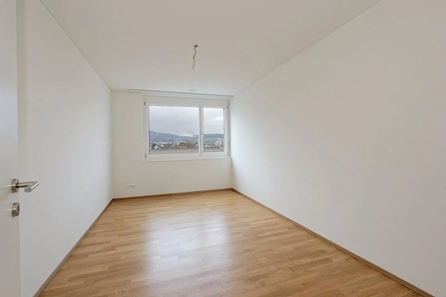 Moderne, lumineuse, centrale - que demander de plus ? - Photo 4 sur 8