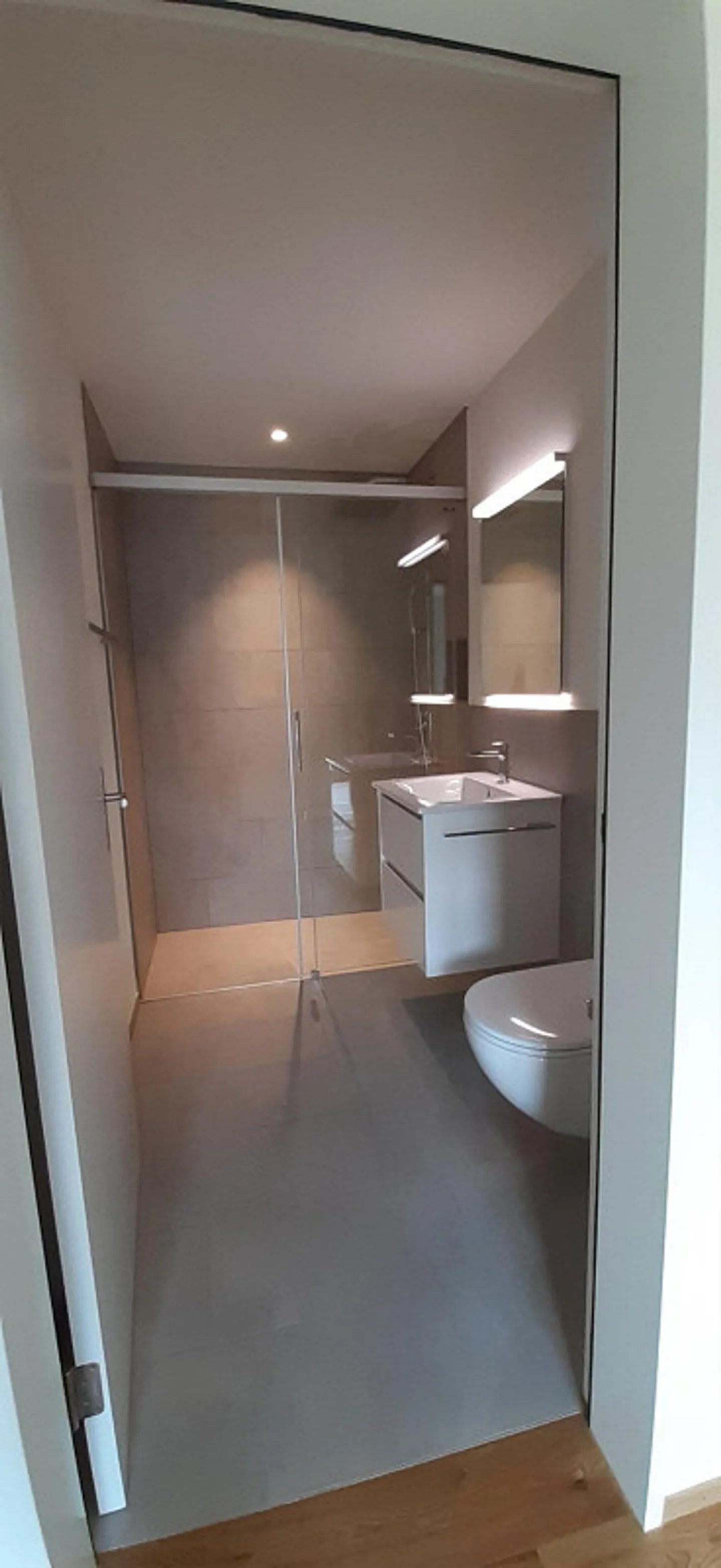 schöne, helle 3.5 Zimmer-Wohnung mit hohem Standard zu vermieten - Foto 1 di 6