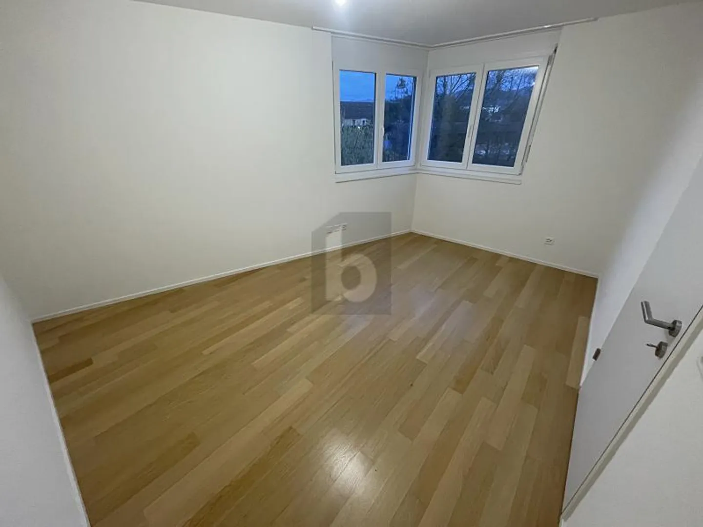 Stiloso con comfort e alta qualità - Foto 3 di 6