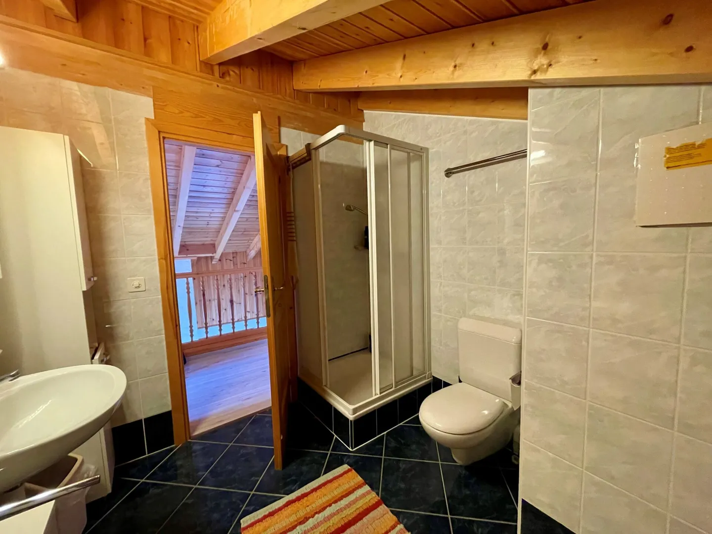 Stunning Duplex Apartment with Views - Photo 22 of 24