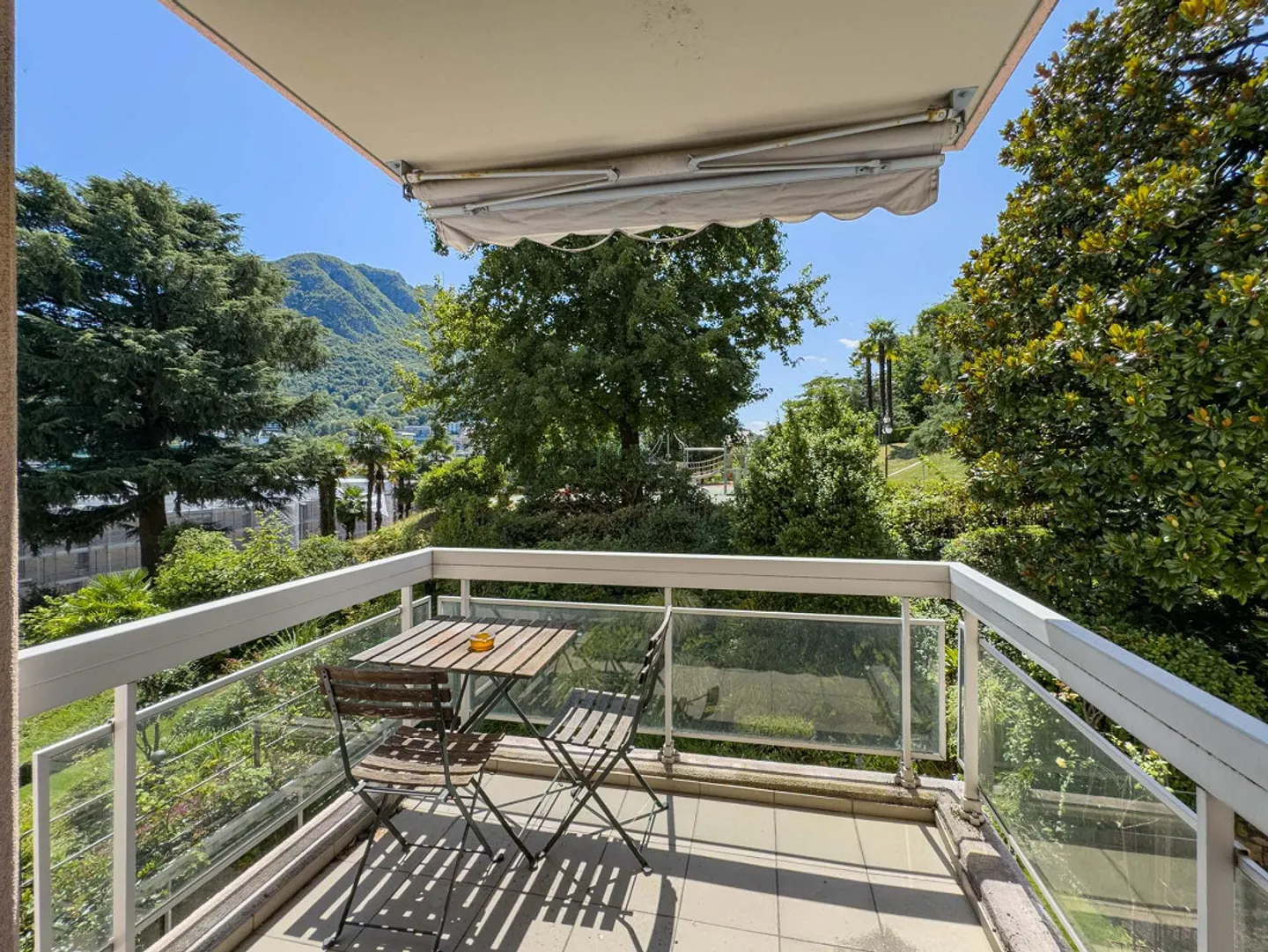 Appartamento Prestigioso Vista Lago - Foto 12 di 20