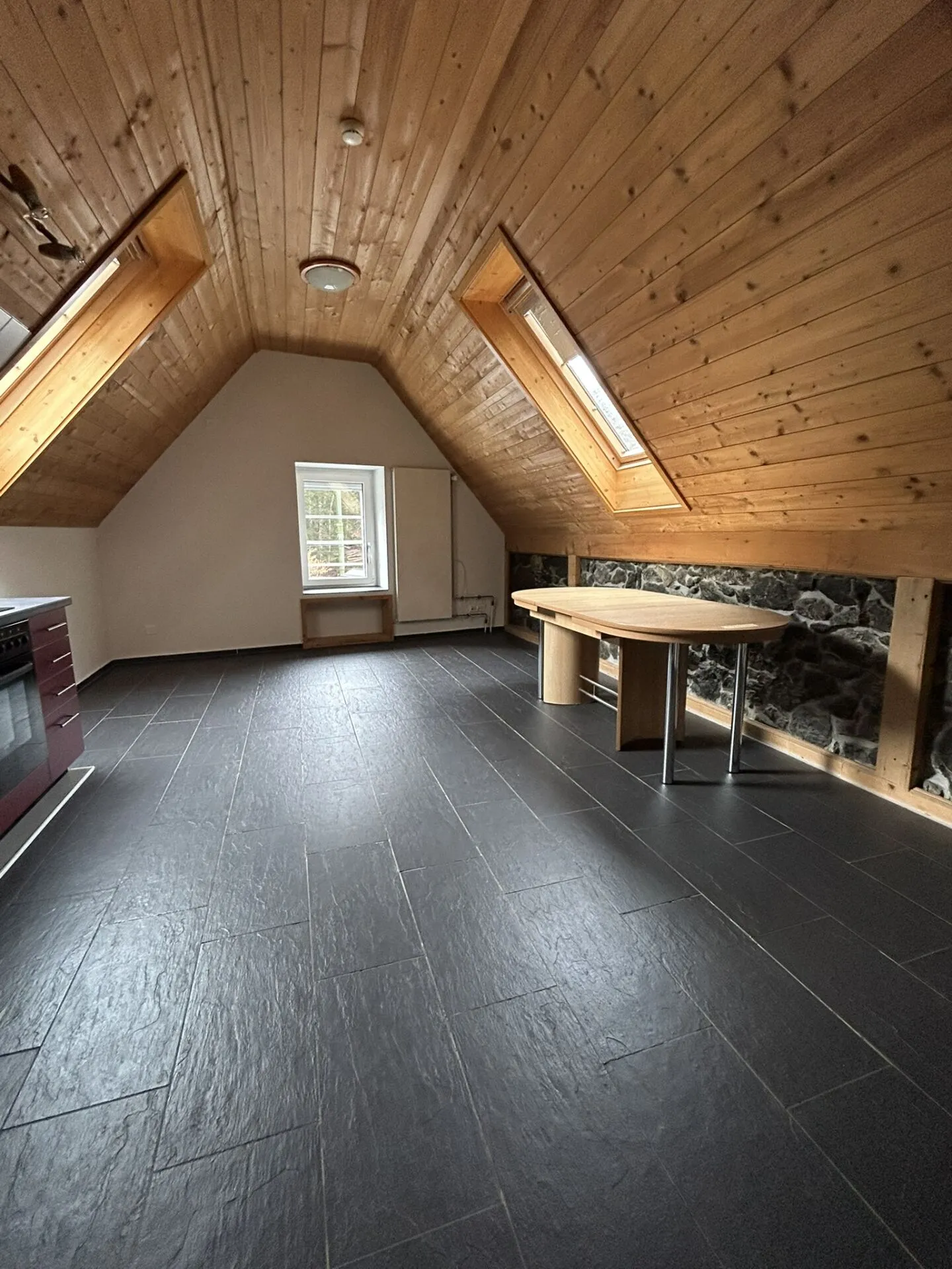 Appartements et chambres divers à louer - Photo 4 sur 12