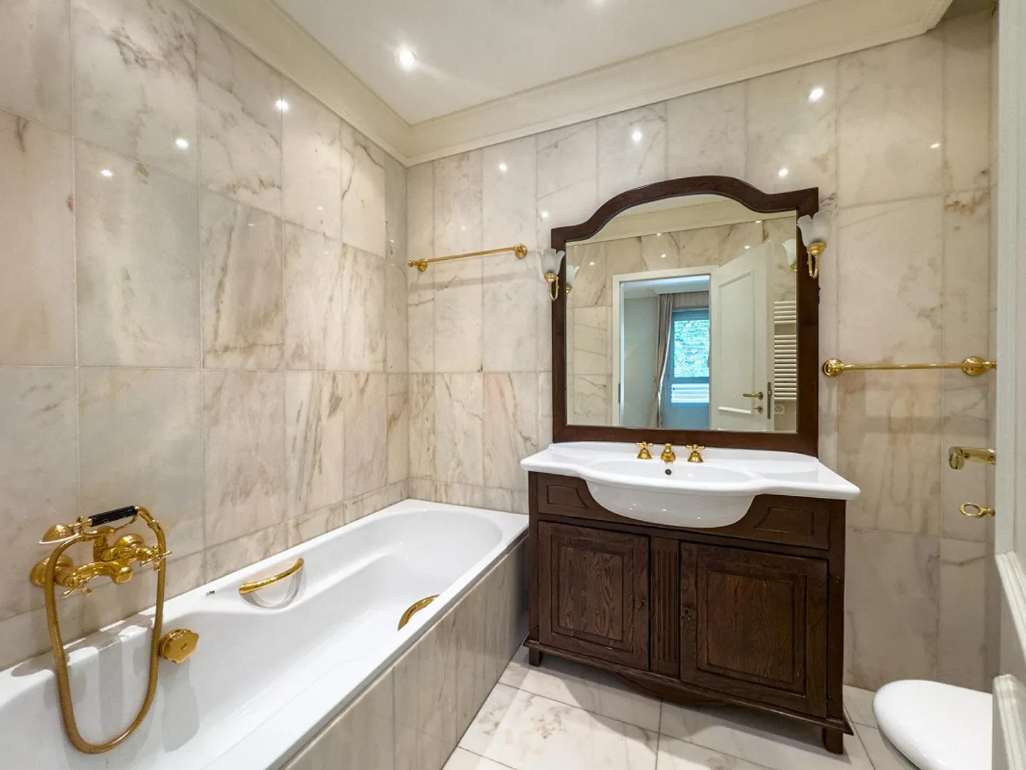 Appartamento Prestigioso Vista Lago - Foto 9 di 20