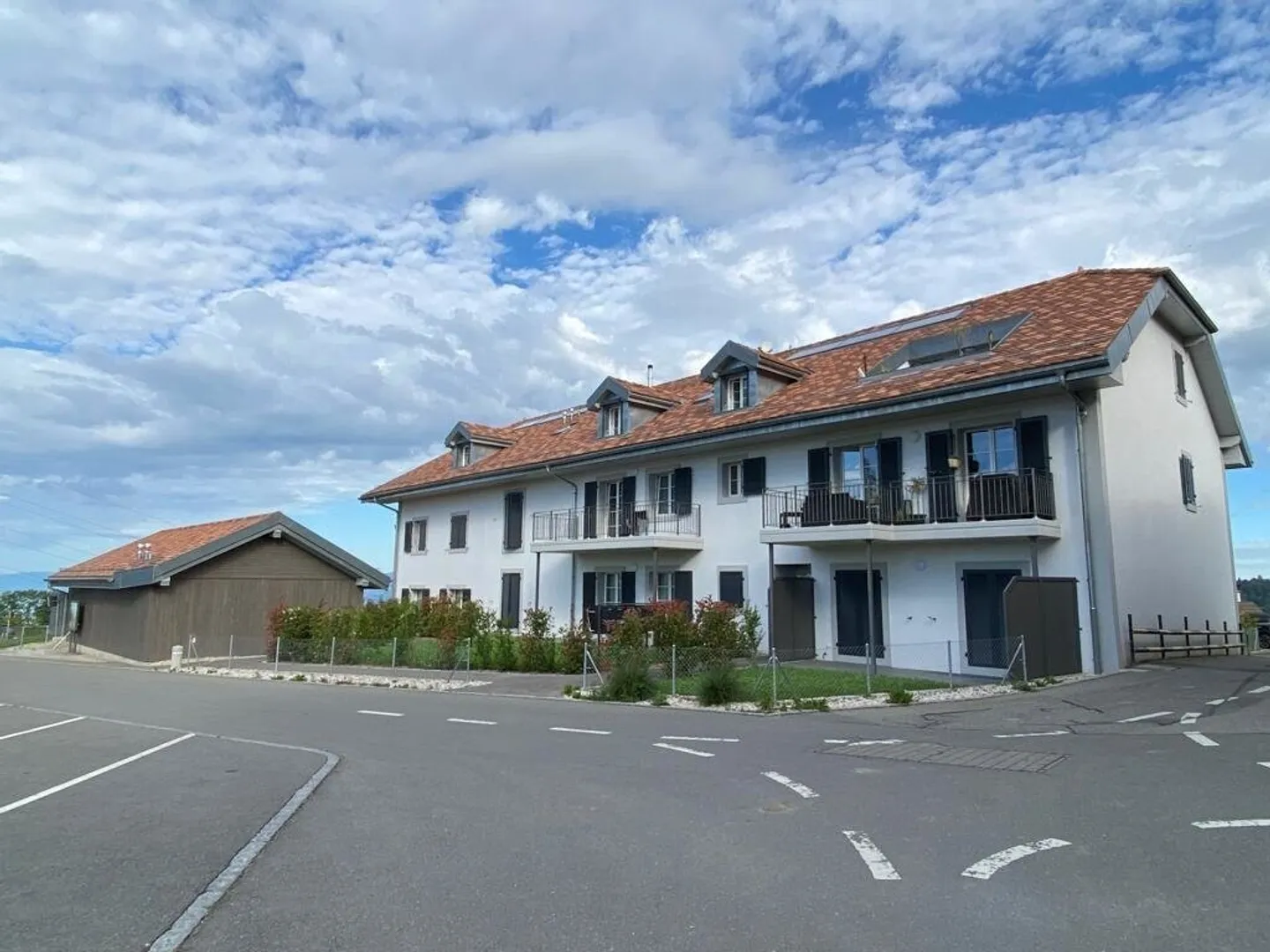 Bellissimo appartamento recente di 3.5 locali - Foto 1 di 12