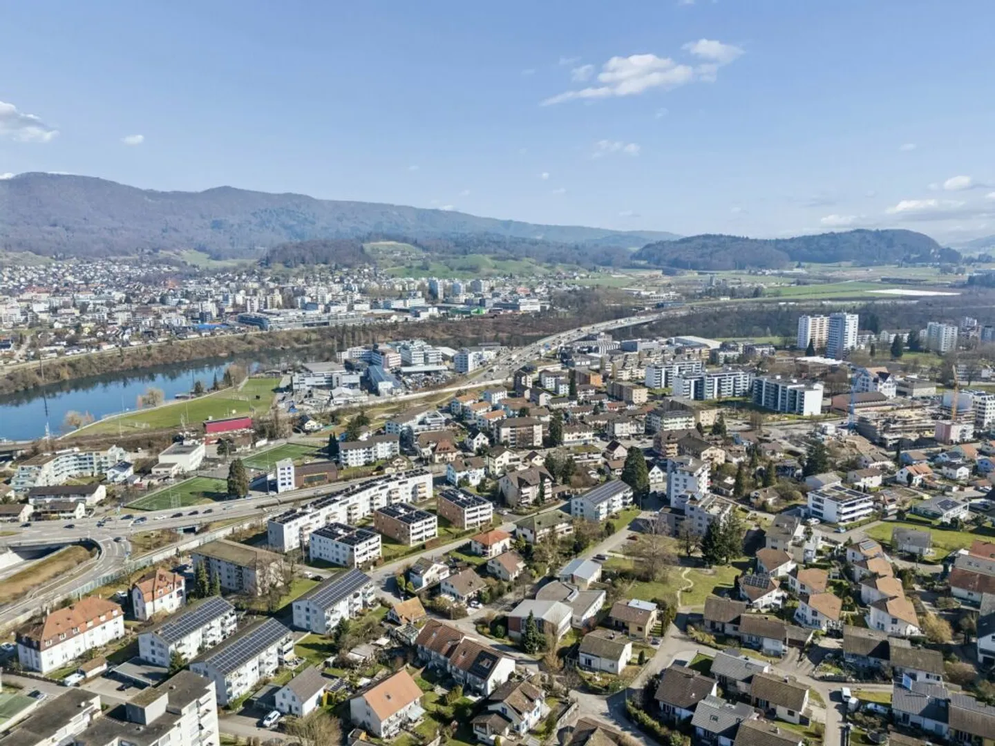 Semi-Detached House in Neuenhof - Family-Friendly, Practical and Central - Photo 21 of 21