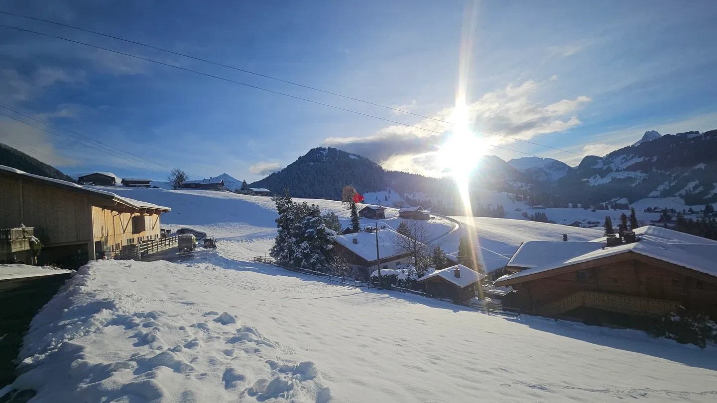 Un petit paradis chalet au milieu de Gstaad - Photo 2 sur 13