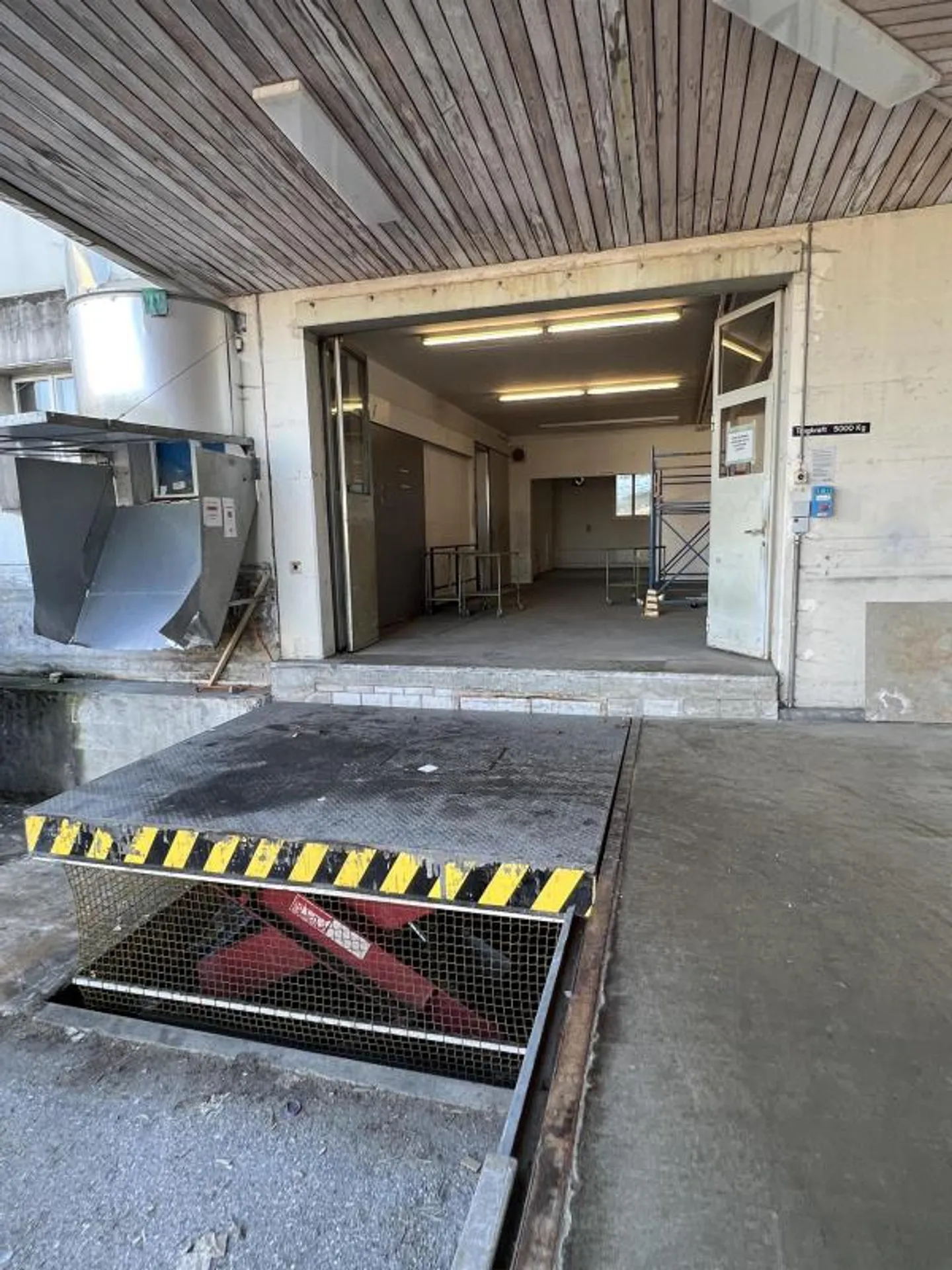 Spazio di lavoro o di stoccaggio individuale - Foto 5 di 5