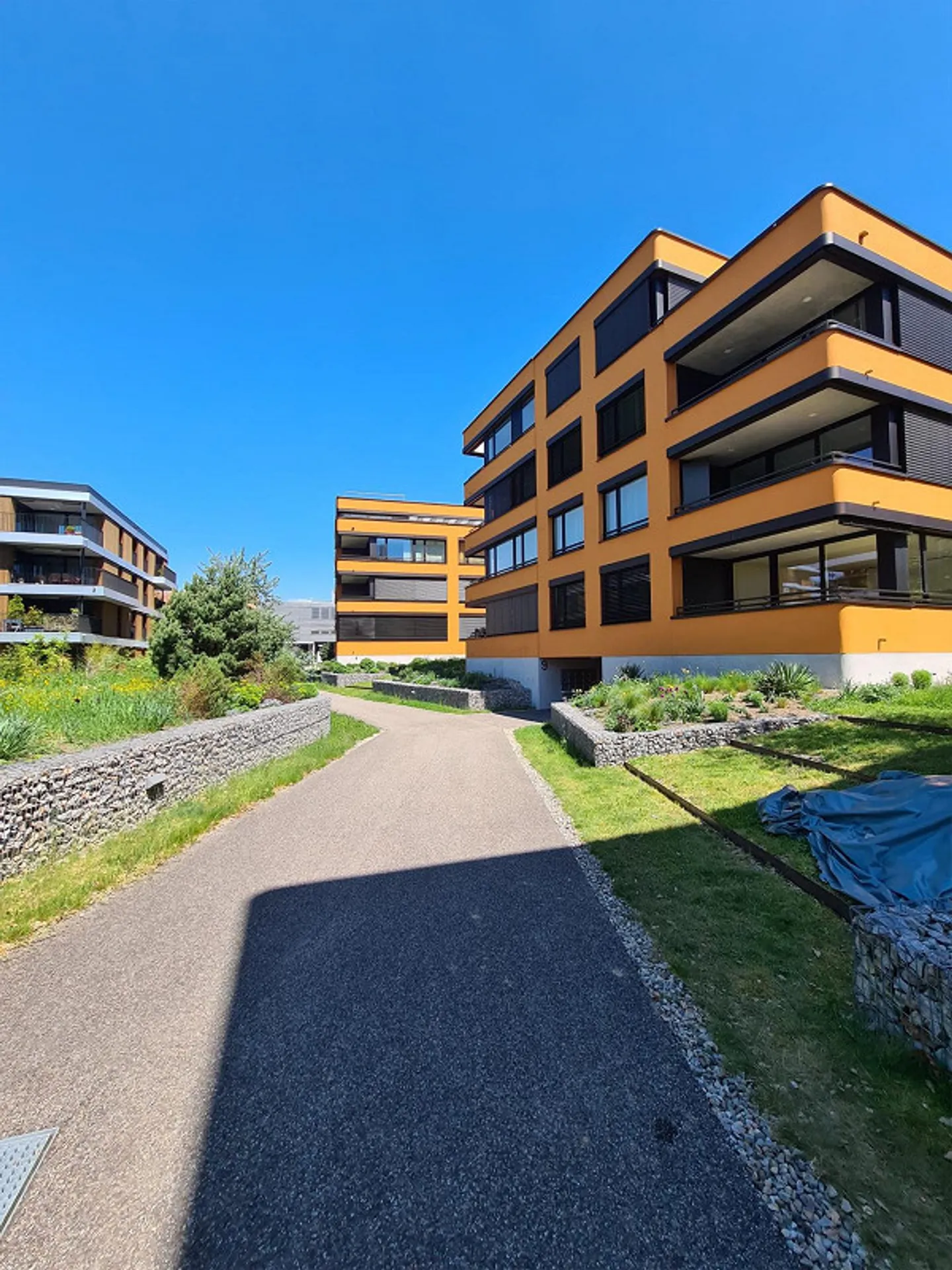 Vivere moderno ad Allschwil - Foto 1 di 9