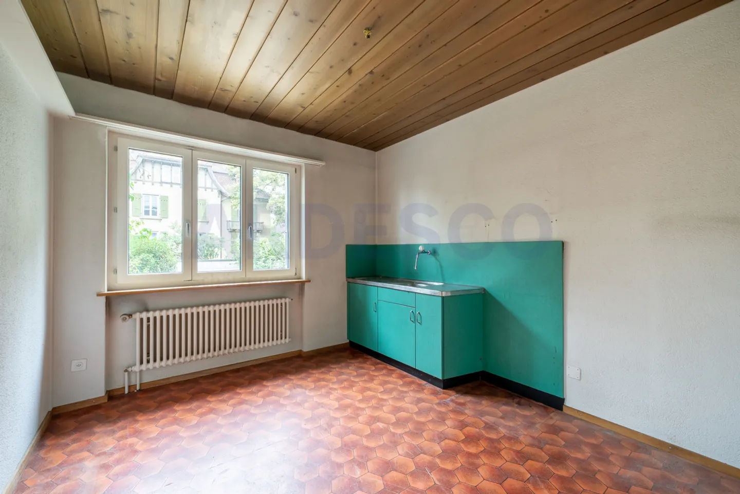 A House with History - Photo 6 of 10