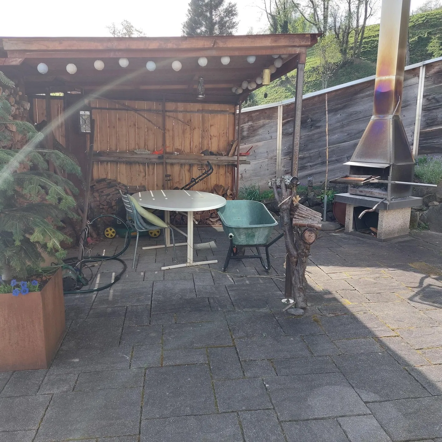 Maison individuelle spacieuse de 5,5 pièces avec belle vue à louer - Photo 3 sur 20