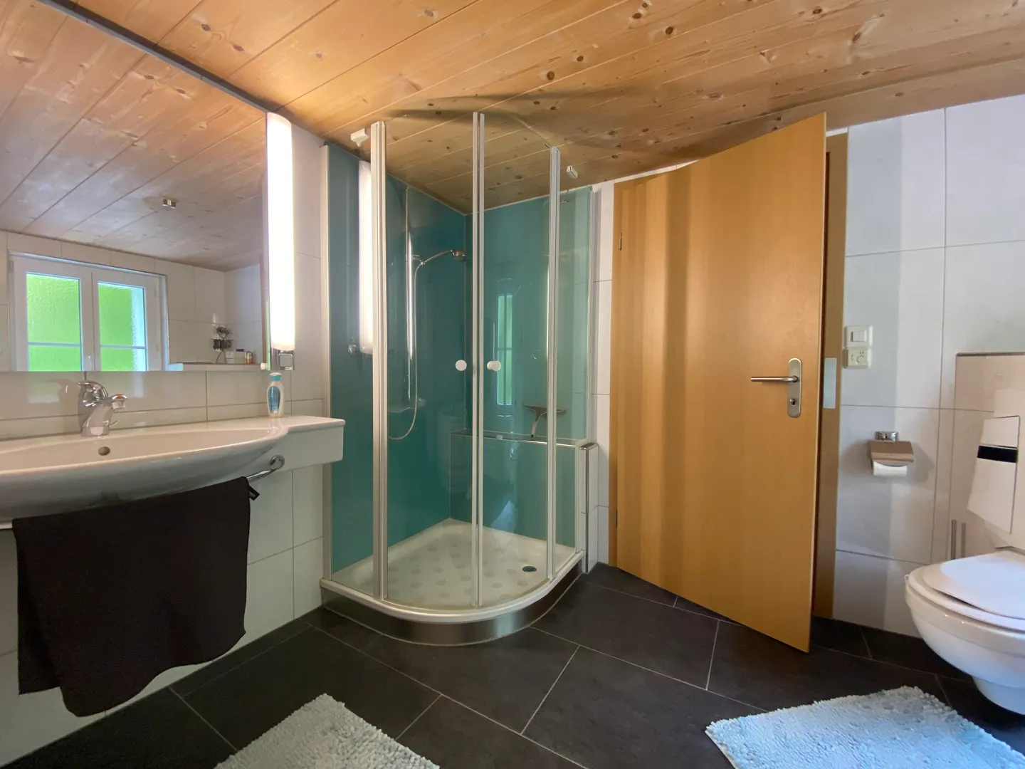 Maison individuelle spacieuse de 5,5 pièces avec belle vue à louer - Photo 8 sur 20