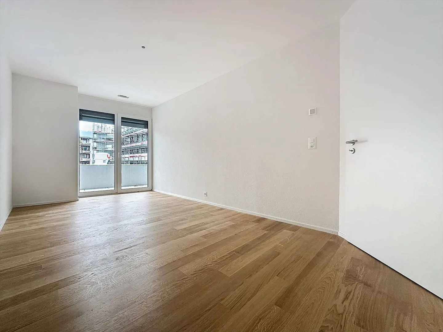 Appartamento con 3,5 stanze e balconi coperti - Foto 6 di 13