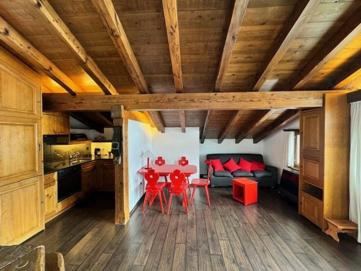 Charmante Dachgeschosswohnung - Foto 3 von 9