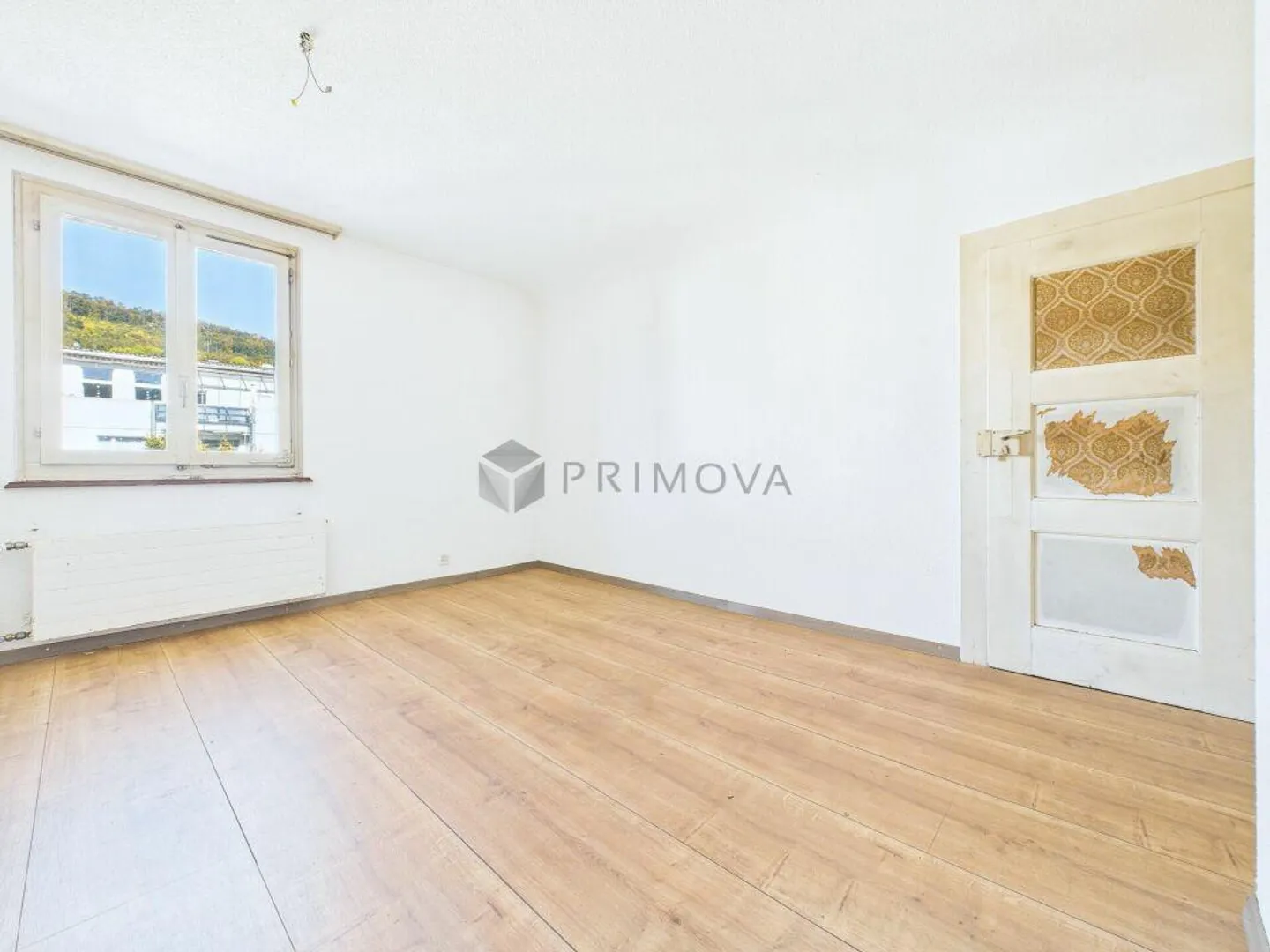 Renovate & restore your thing? Here is your chance - new price. - Photo 3 of 13