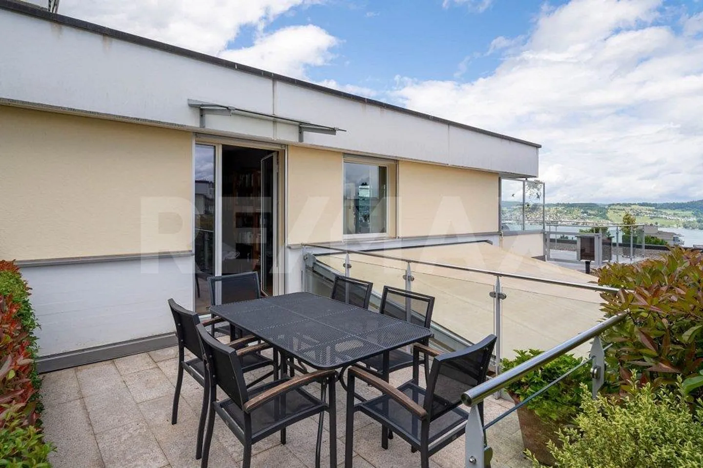 Maison de terrasse de 5,5 pièces bien entretenue avec vue sur le lac dégagée à W... - Photo 13 sur 13