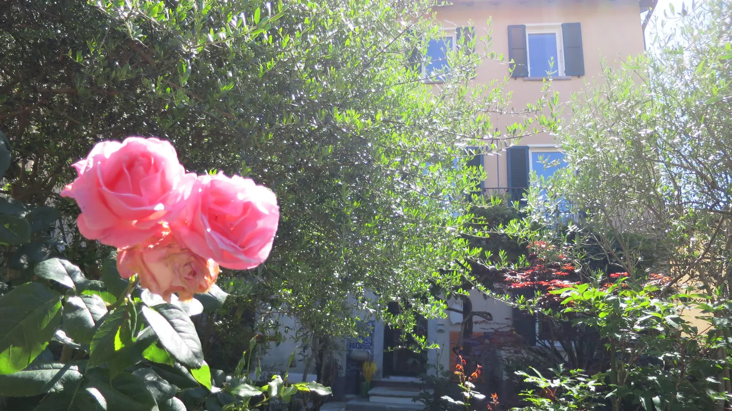 SCHÖNES TICINO HAUS - TESSINERHAUS IM CURIO - Foto 1 von 5