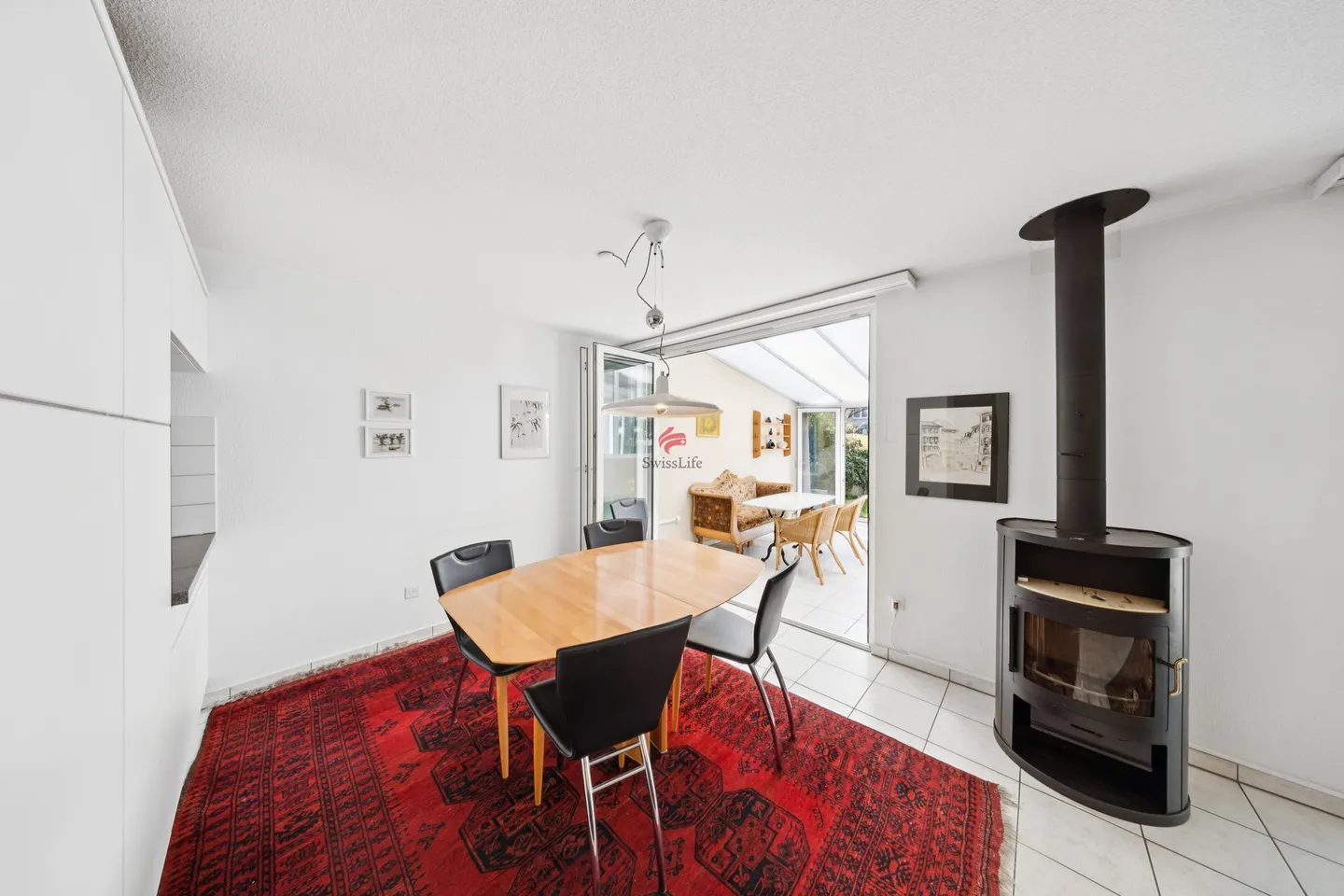 Charming Ground Floor Apartment - Photo 4 of 14