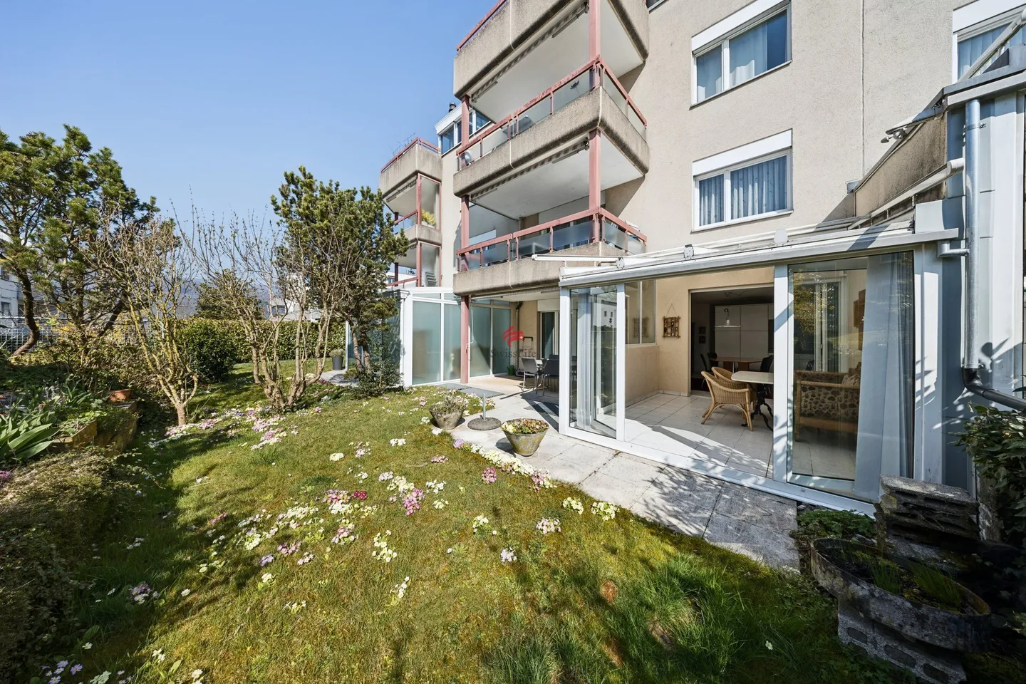 Charming Ground Floor Apartment - Photo 1 of 14