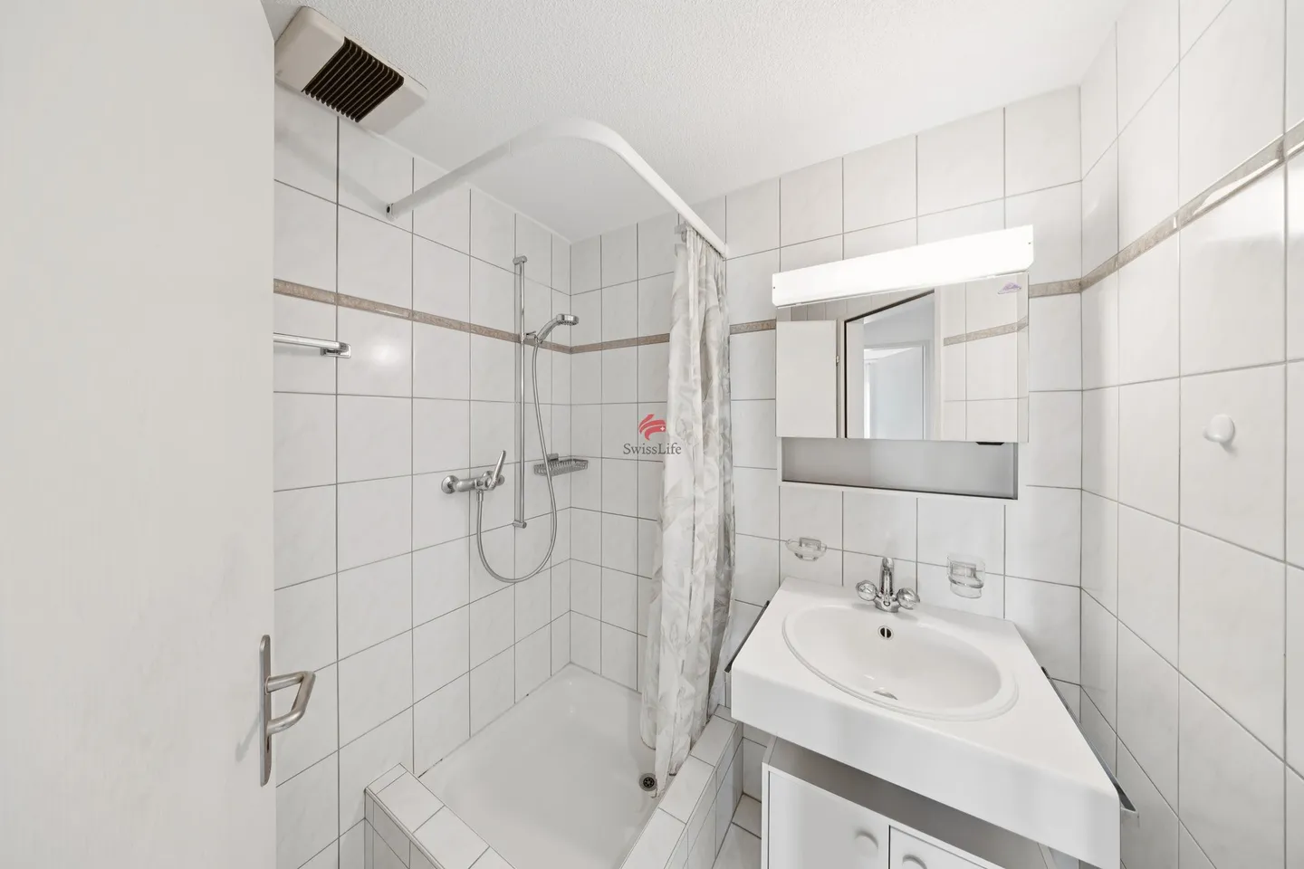 Charming Ground Floor Apartment - Photo 10 of 14