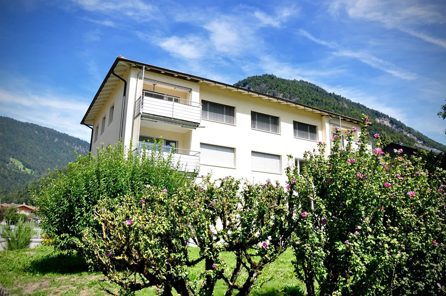 Einzelgarage in Interlaken! - Foto 2 von 2
